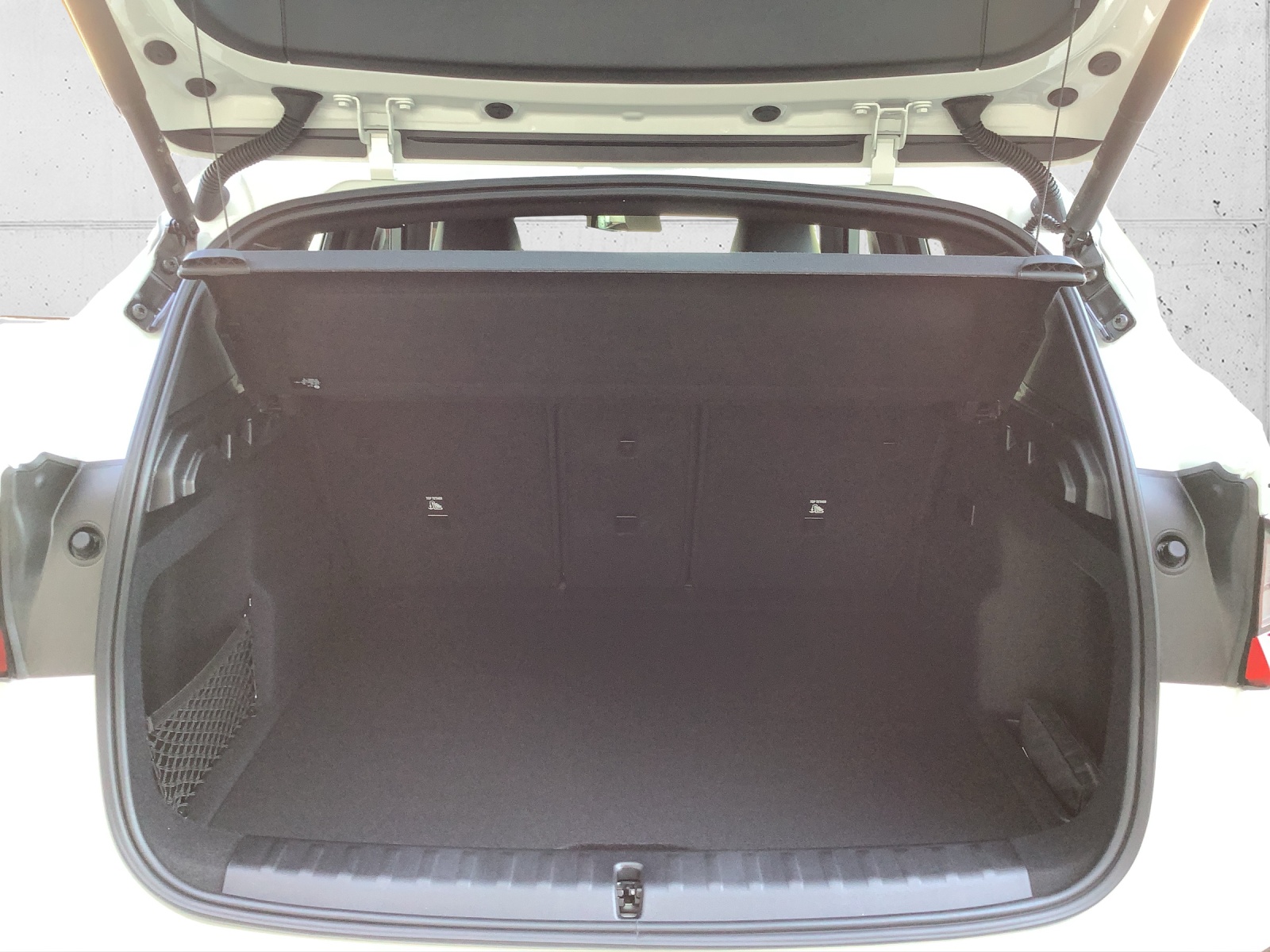 BMW iX1 eDrive 20 Ed. M Sport-image-8