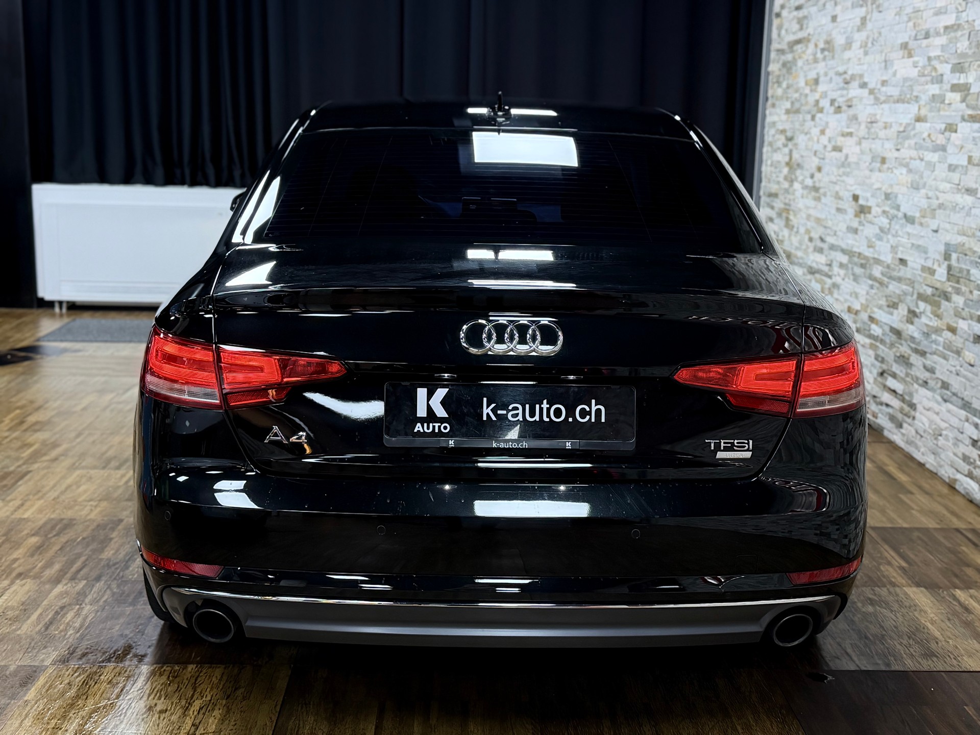 AUDI A4 Limousine 2.0 TFSI Sport S-tronic-image-3