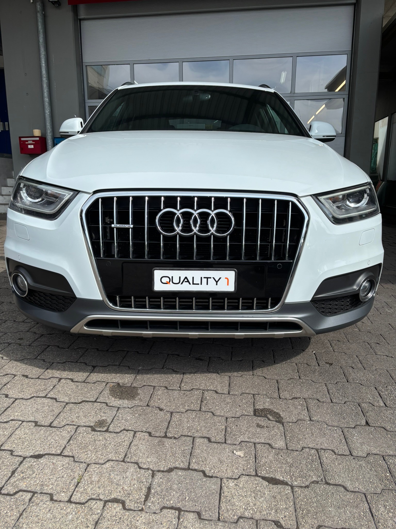 AUDI 2.0 TFSI quattro S-Tronic-image-3