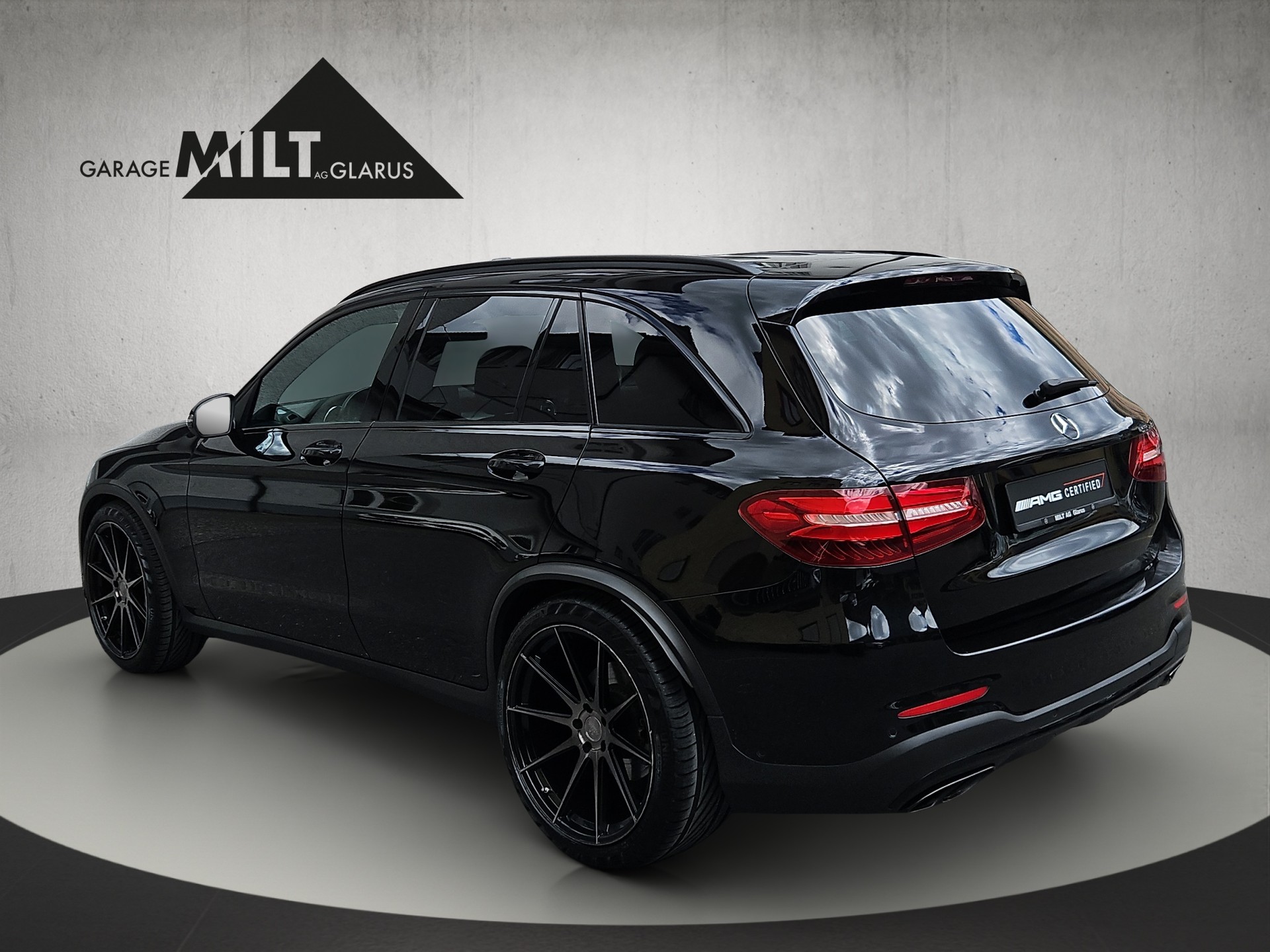 MERCEDES-BENZ GLC 43 AMG 4m-image-5