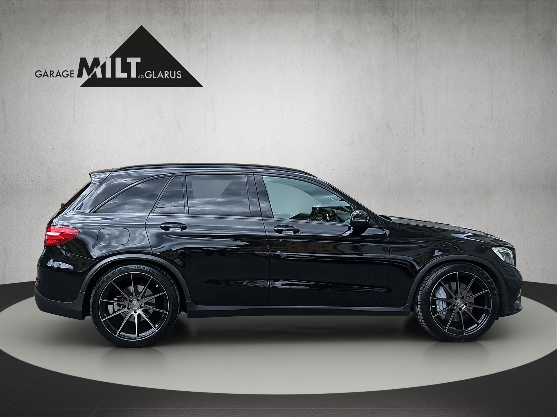 MERCEDES-BENZ GLC 43 AMG 4m-image-4