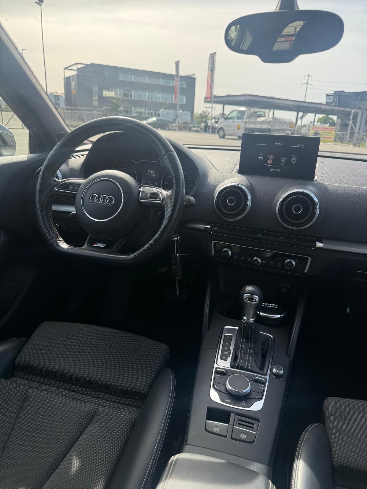 AUDI A3 Sportback 2.0 TDI Attraction quattro S-tronic-image-8