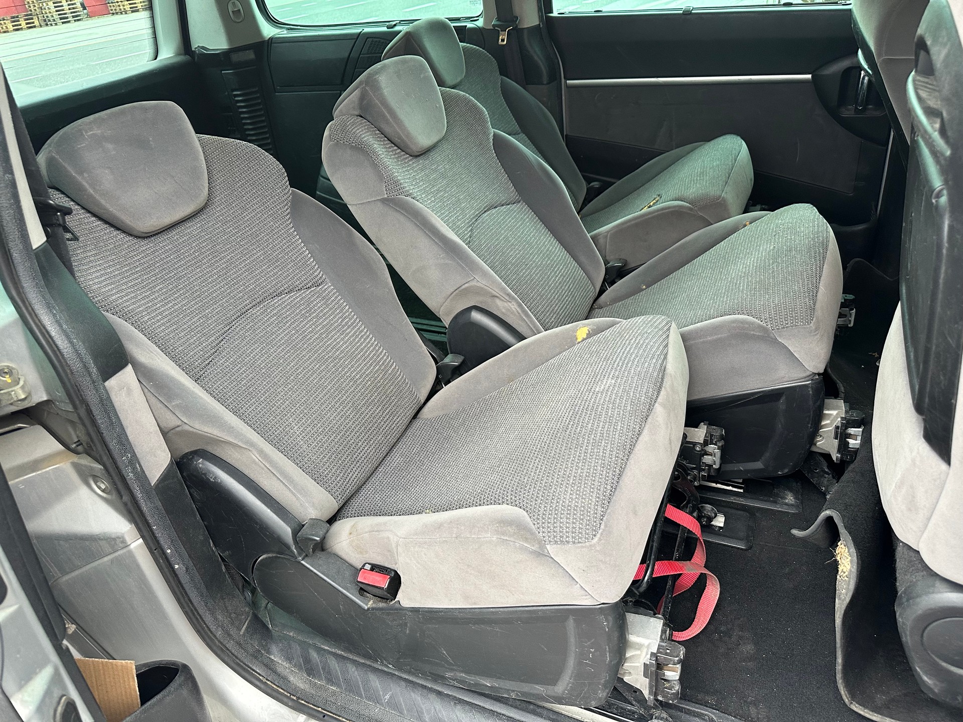 PEUGEOT 807 2.0 16V Dynamic-image-13