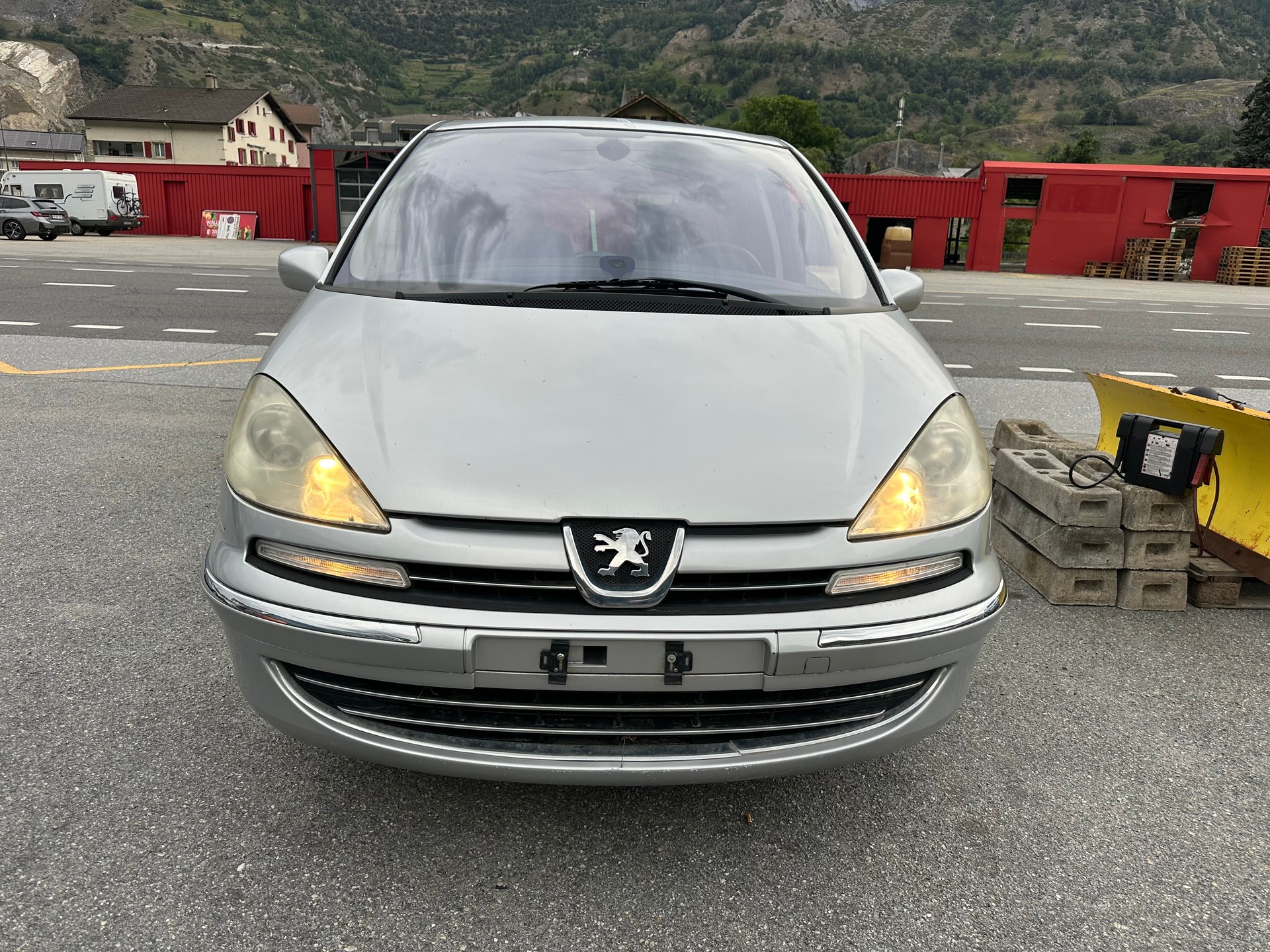 PEUGEOT 807 2.0 16V Dynamic-image-0