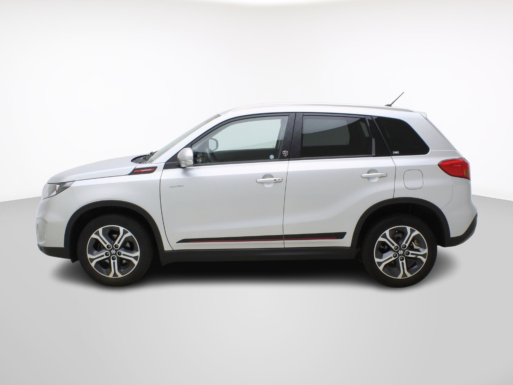 SUZUKI Vitara 1.4 T Sergio Cellano Top 4x4-image-2