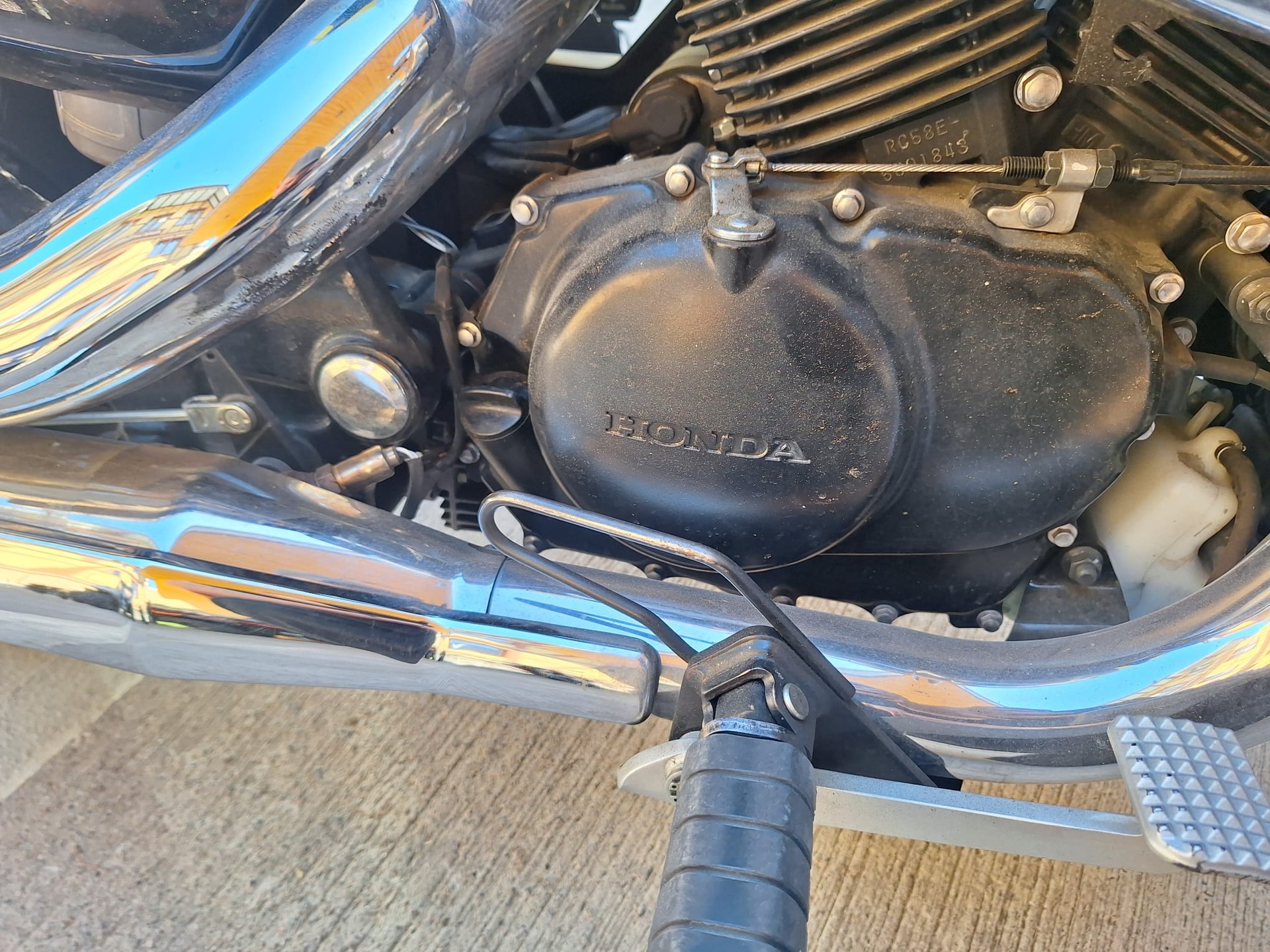 HONDA VT 750 CS Shadow S-image-11