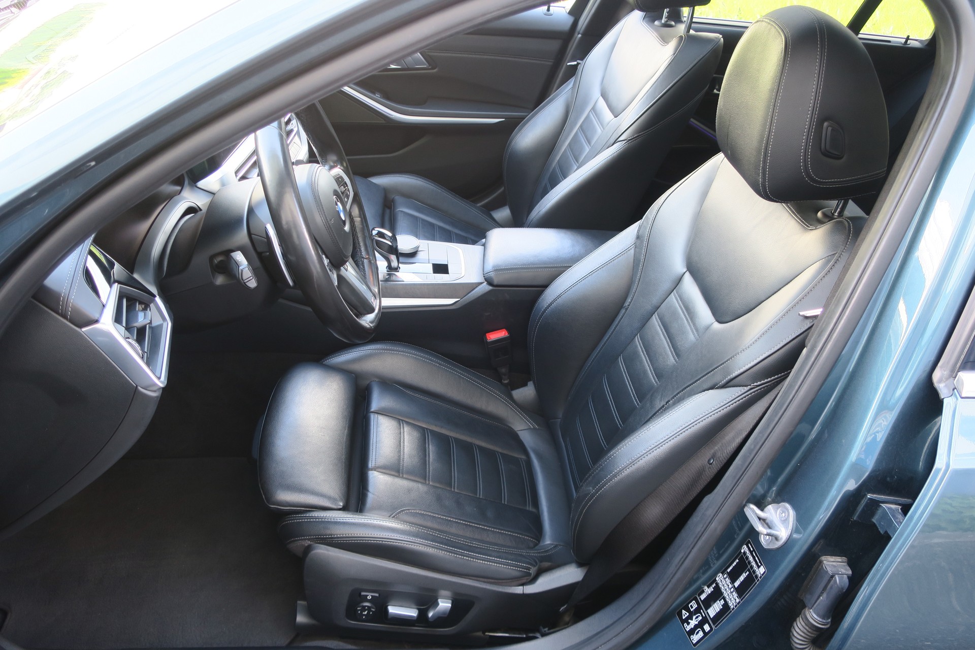 BMW 330d xDrive 4x4 8-Gang Automat 300PS-image-3