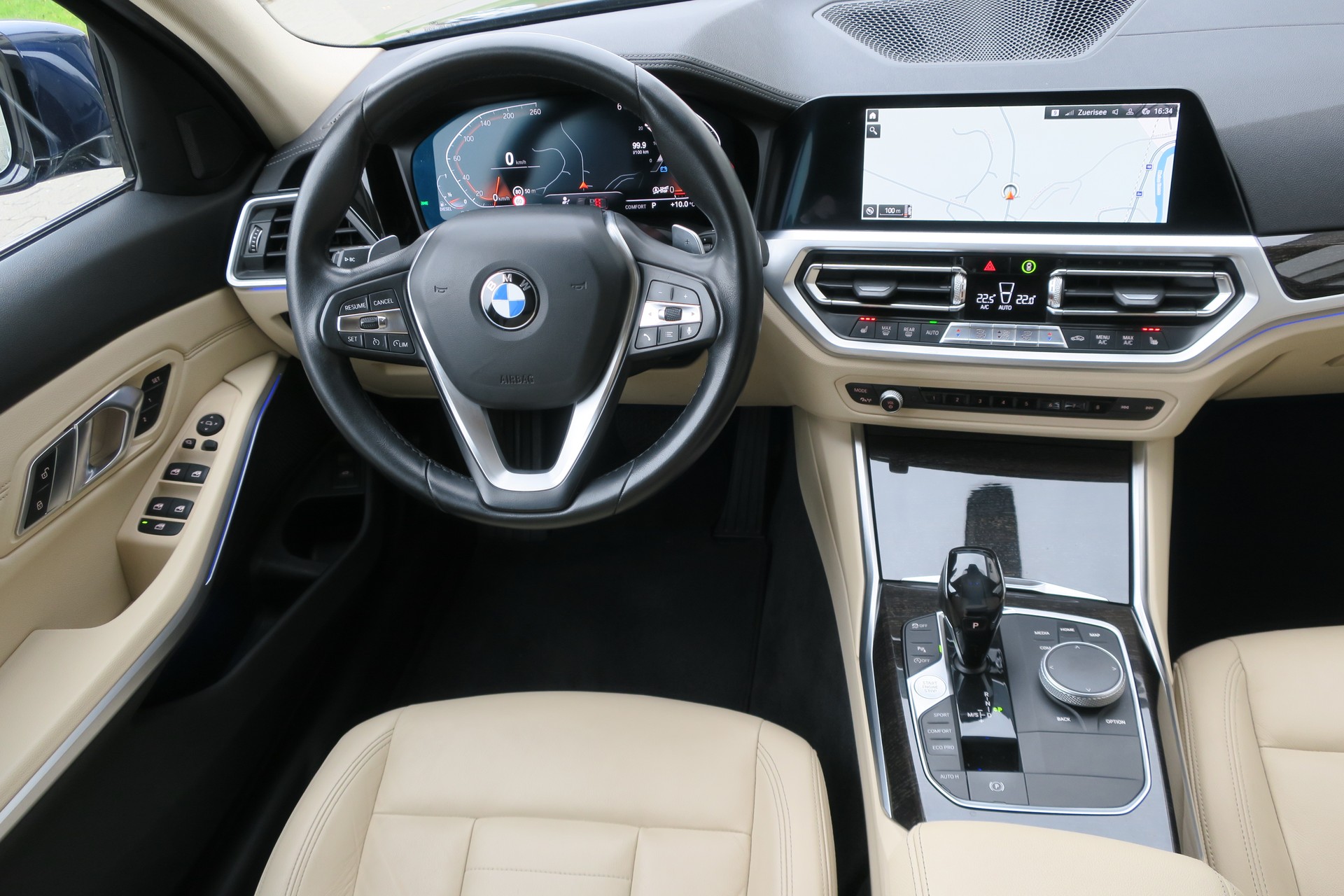 BMW 330d xDrive 4x4 8-Gang Automat-image-2