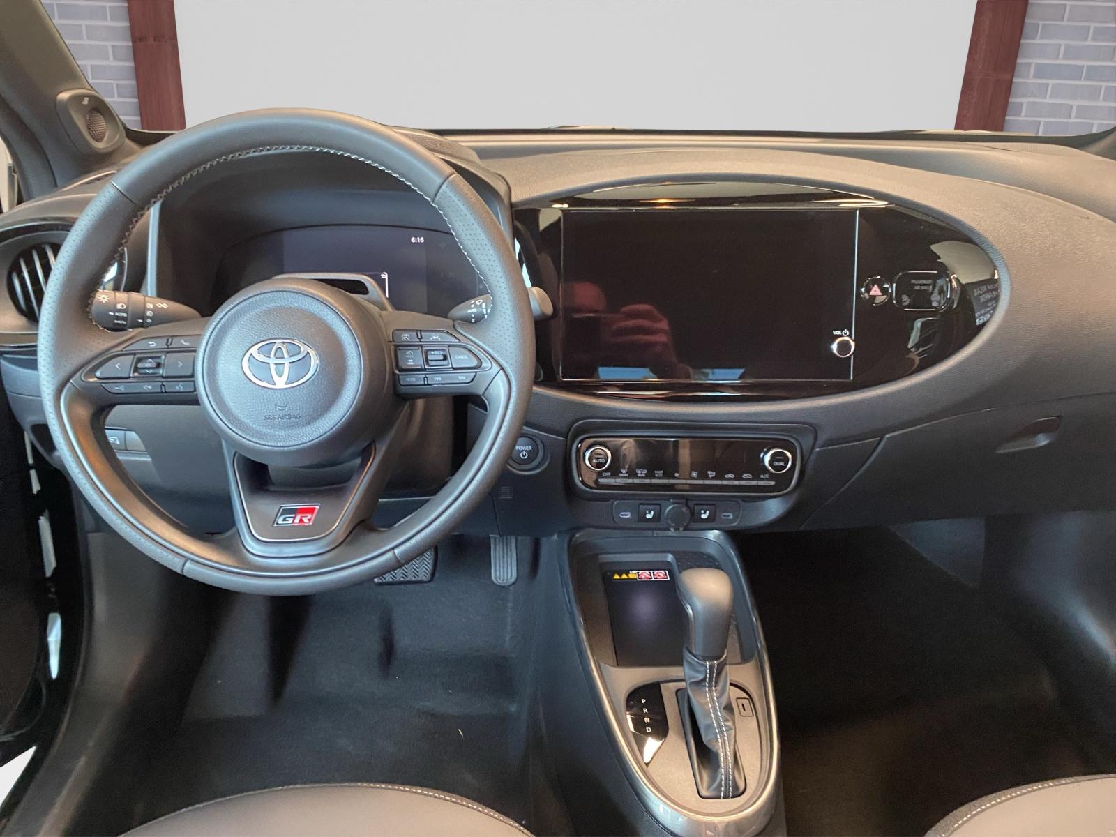 TOYOTA Aygo X 1.5 VVT-i HSD GR Sport-image-5