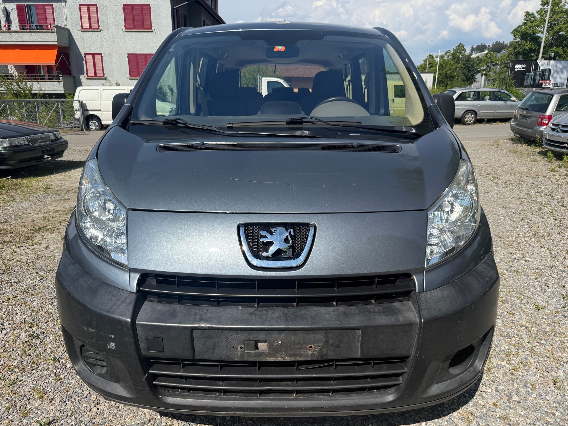 PEUGEOT Expert Tepee 2.0 HDi Confort L1-image-0