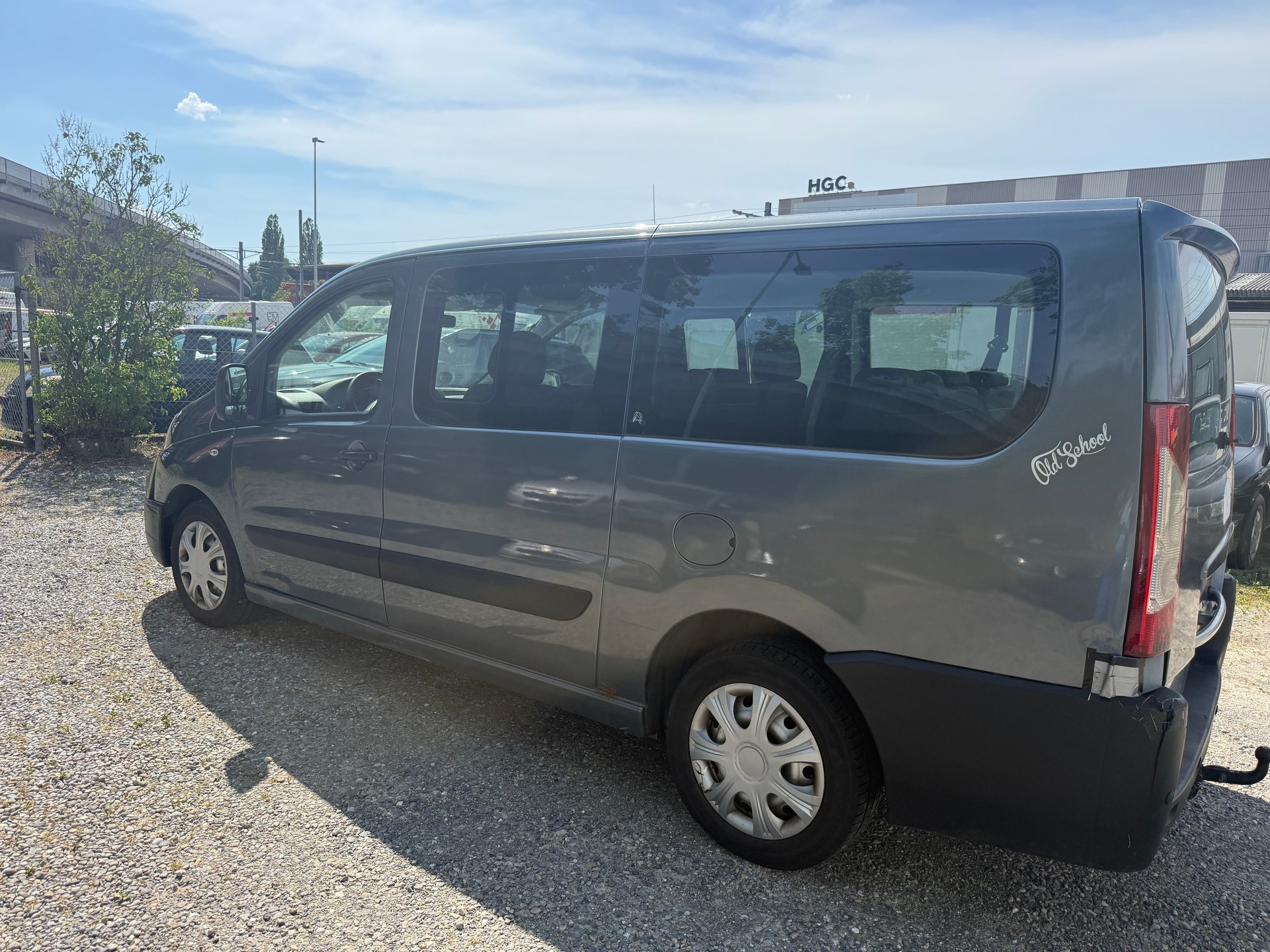 PEUGEOT Expert Tepee 2.0 HDi Confort L1-image-3