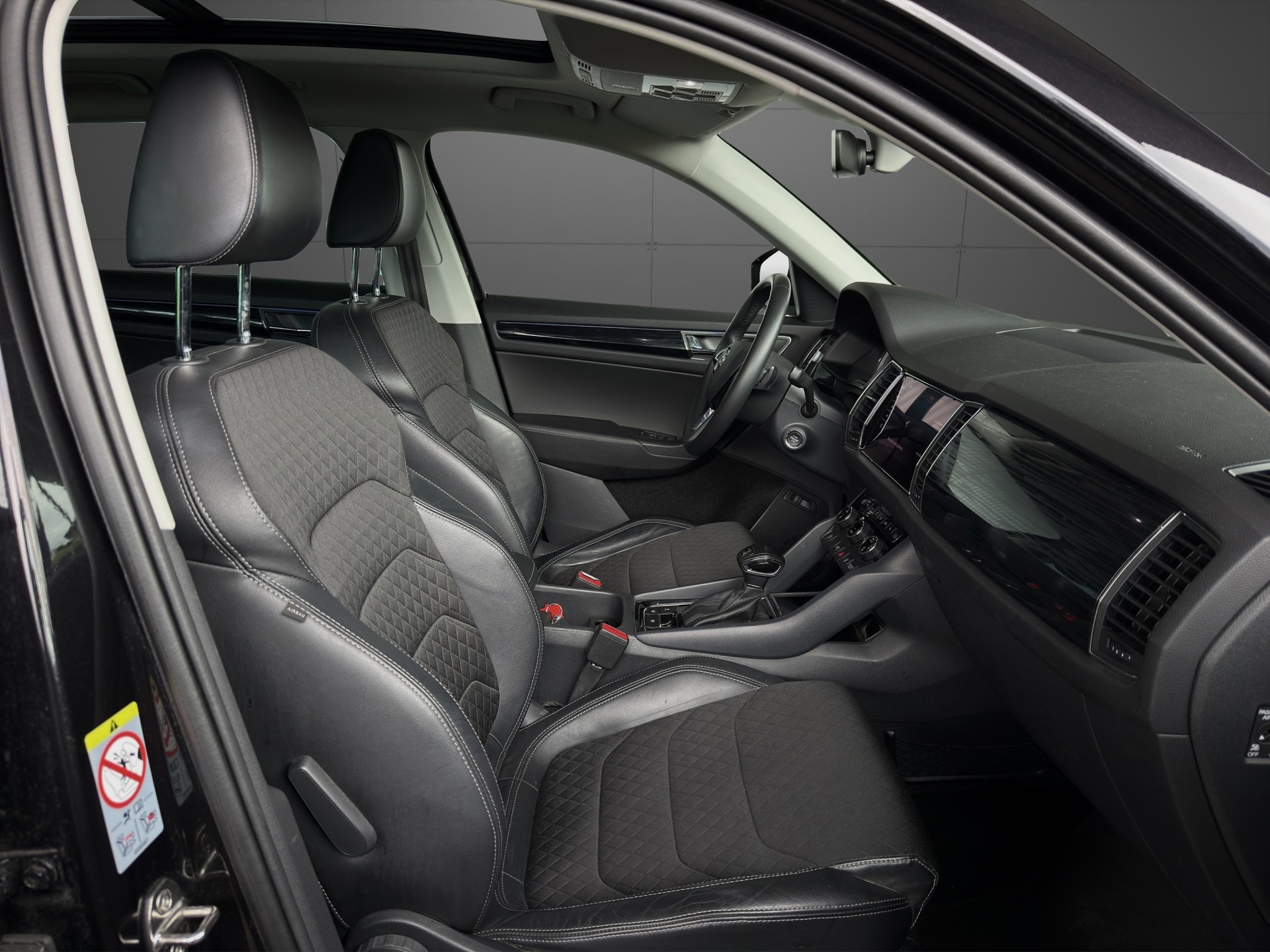 SKODA Kodiaq 2.0 TSI DSG 4x4 Style-image-9