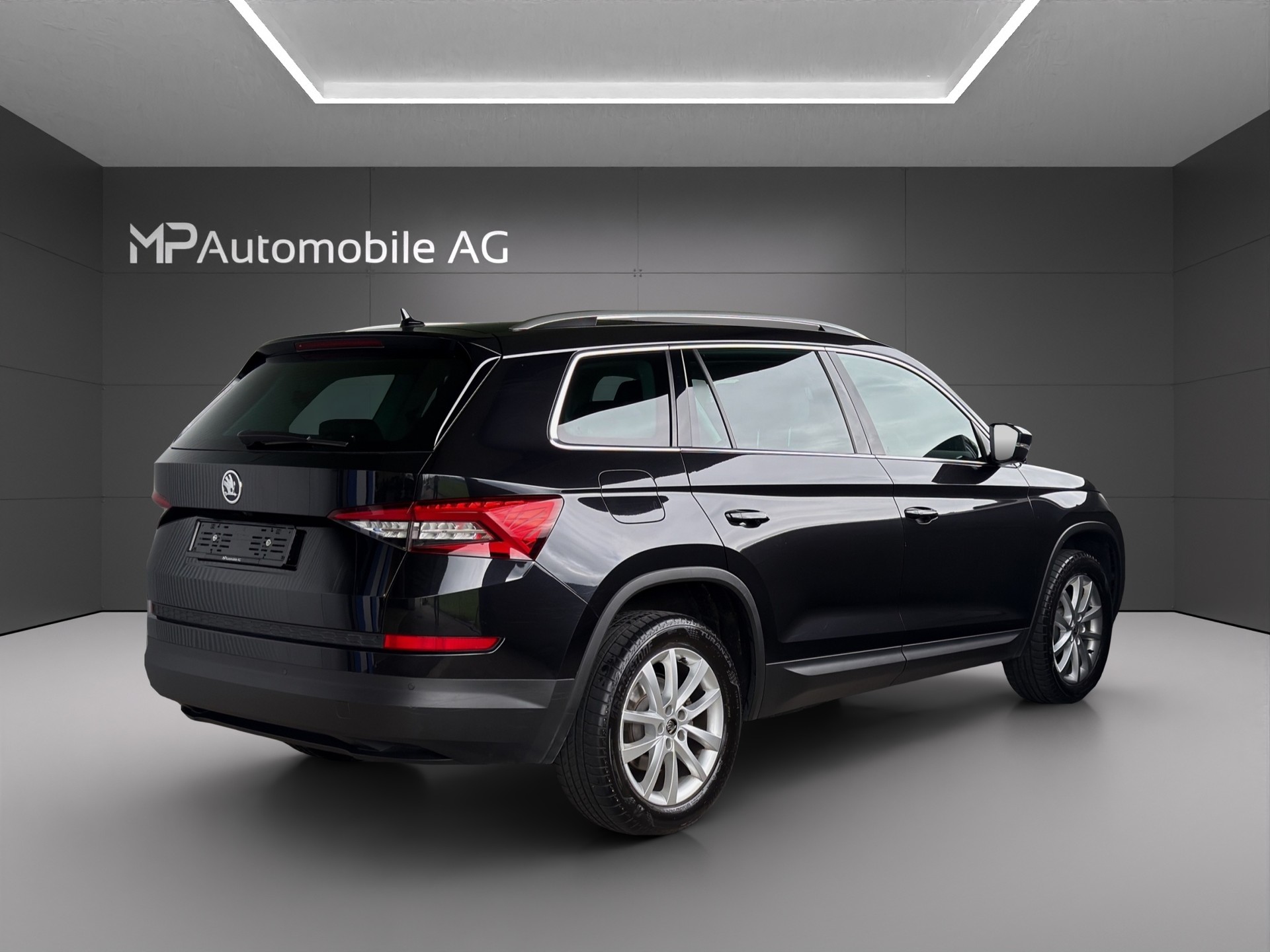 SKODA Kodiaq 2.0 TSI DSG 4x4 Style-image-2