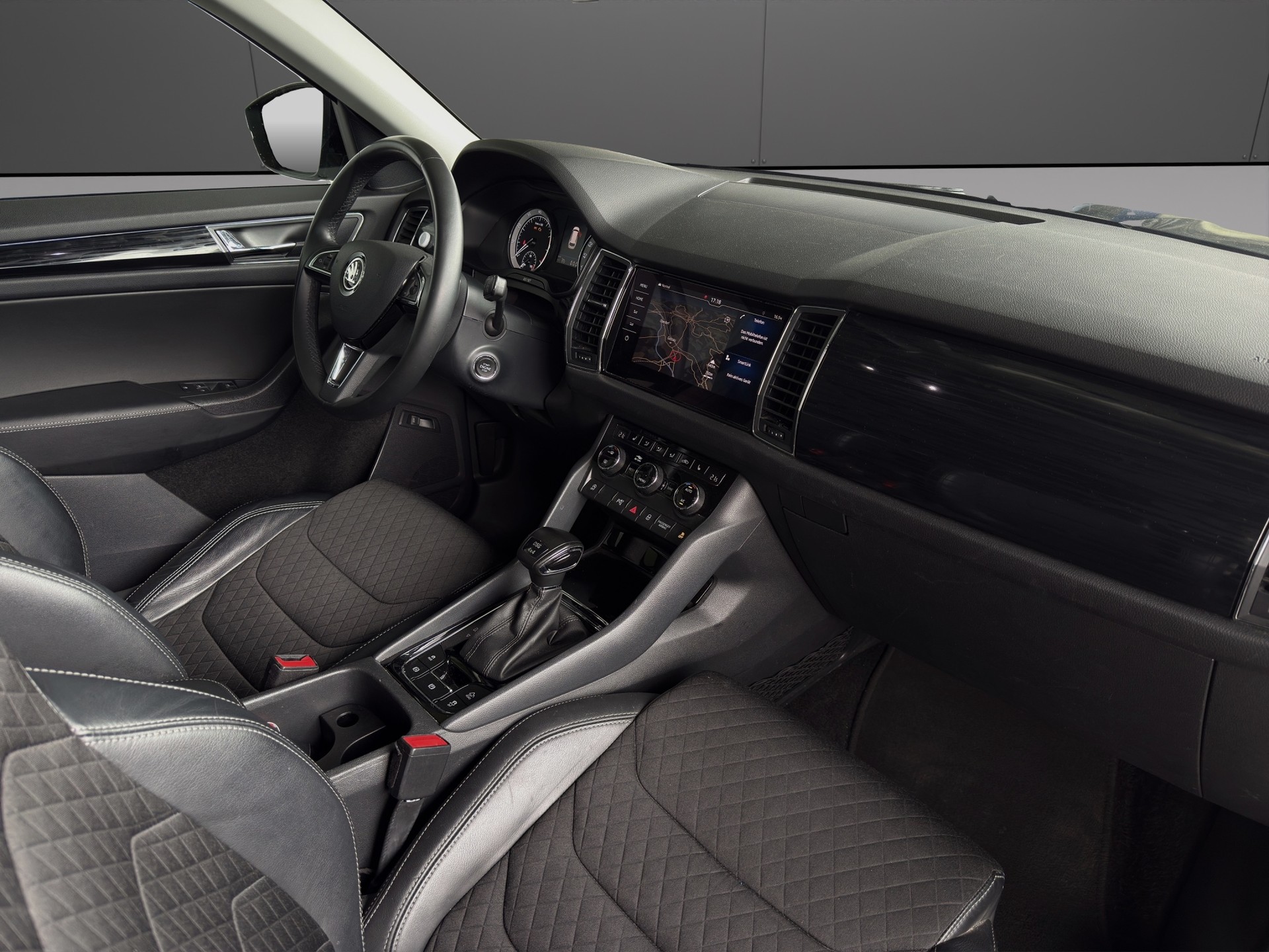 SKODA Kodiaq 2.0 TSI DSG 4x4 Style-image-10