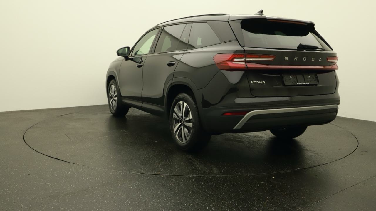 SKODA Kodiaq 1.5 TSI mHEV Selection-showroom-element-3