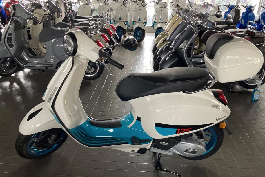 PIAGGIO Vespa 125 Primavera ABS Color vibe