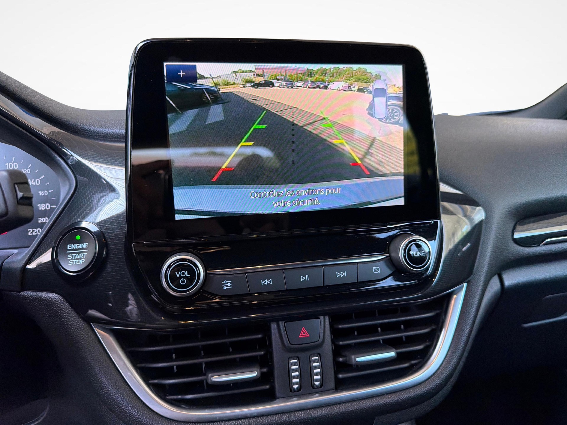 FORD Fiesta 1.0 EcoB Hybrid ST-Line X-image-16