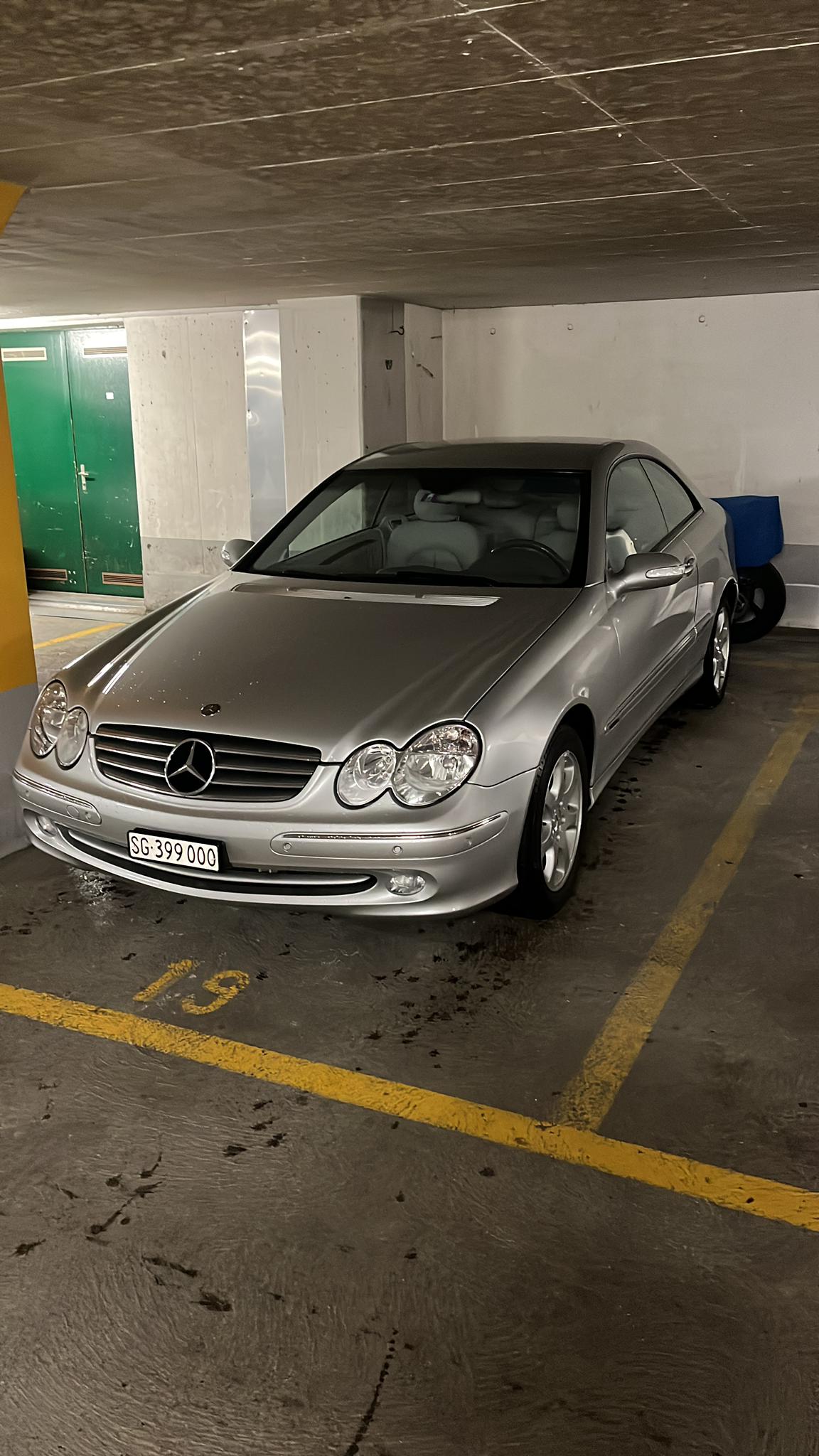 MERCEDES-BENZ CLK 320 V6-image-4