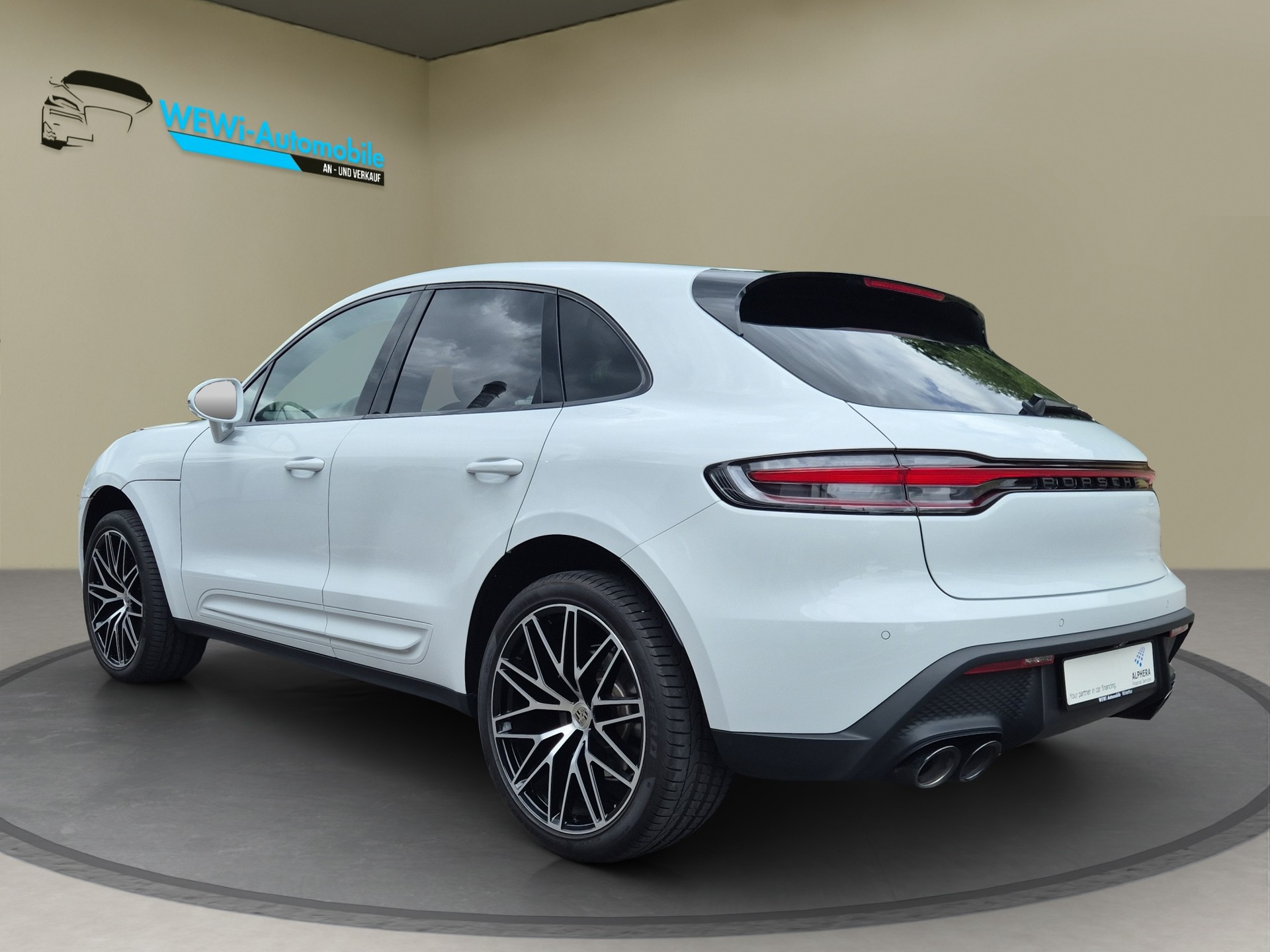 PORSCHE Macan S PDK-image-4