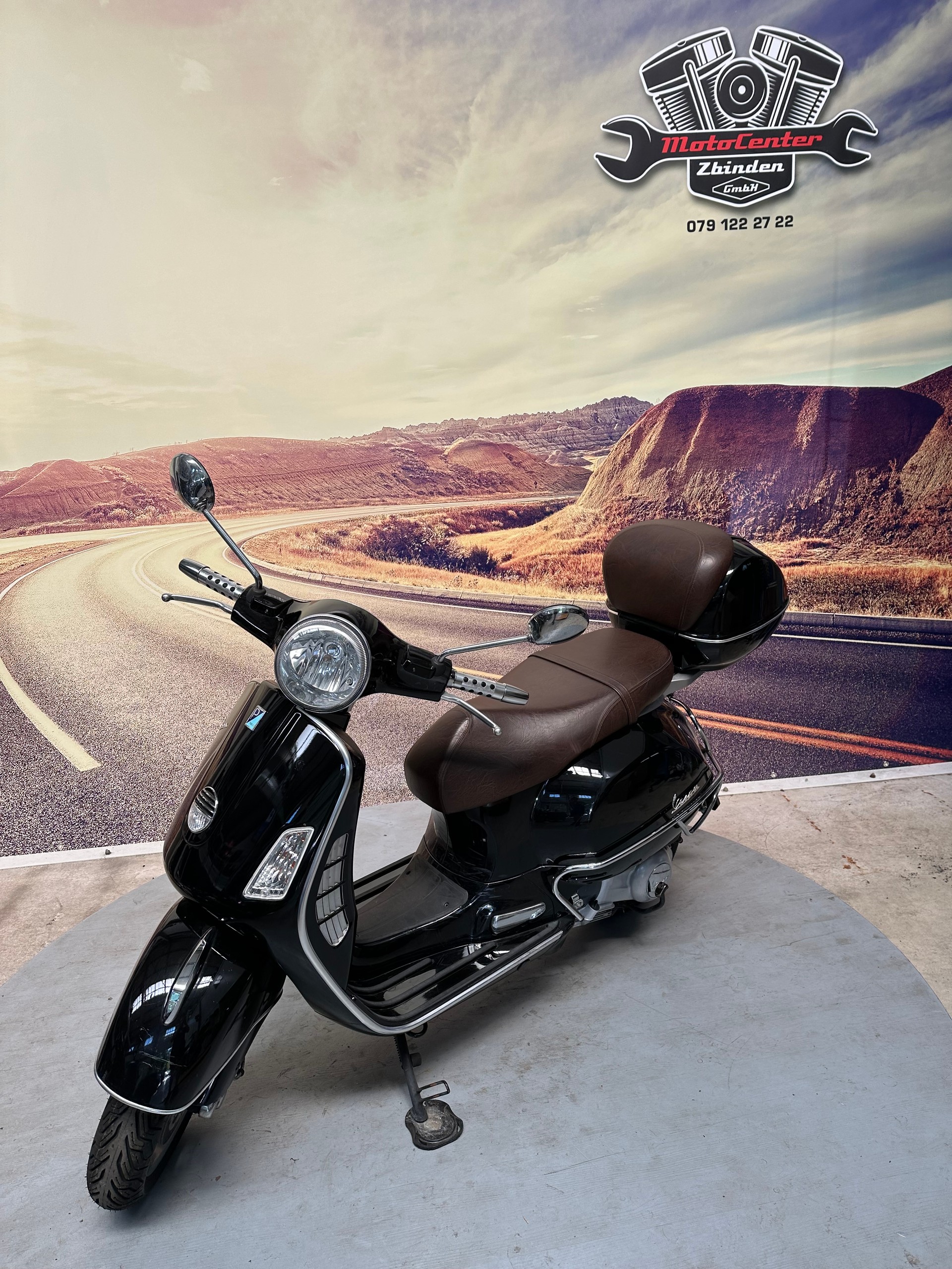 PIAGGIO Vespa 125 GT-showroom-element-3
