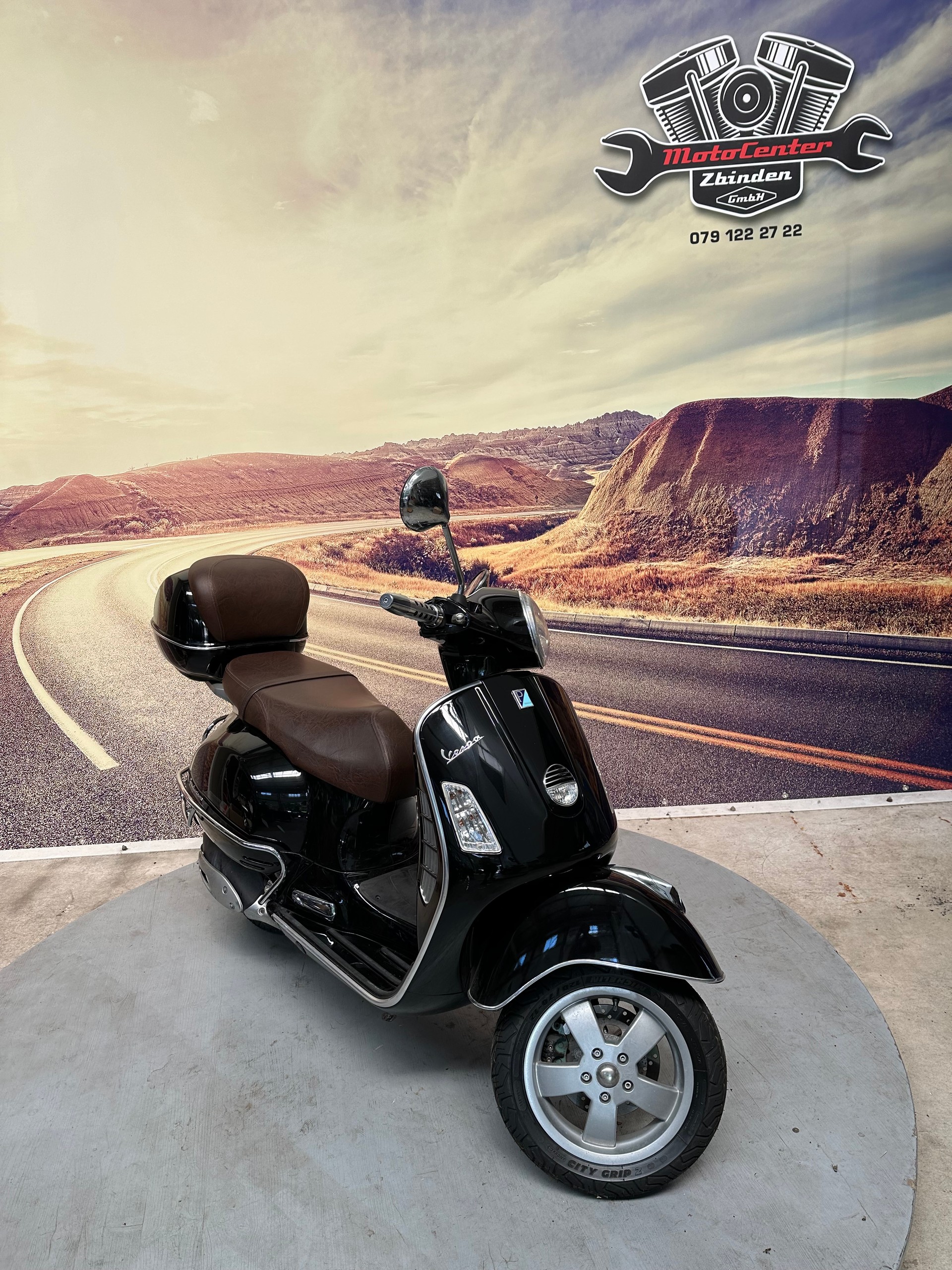 PIAGGIO Vespa 125 GT-showroom-element-1