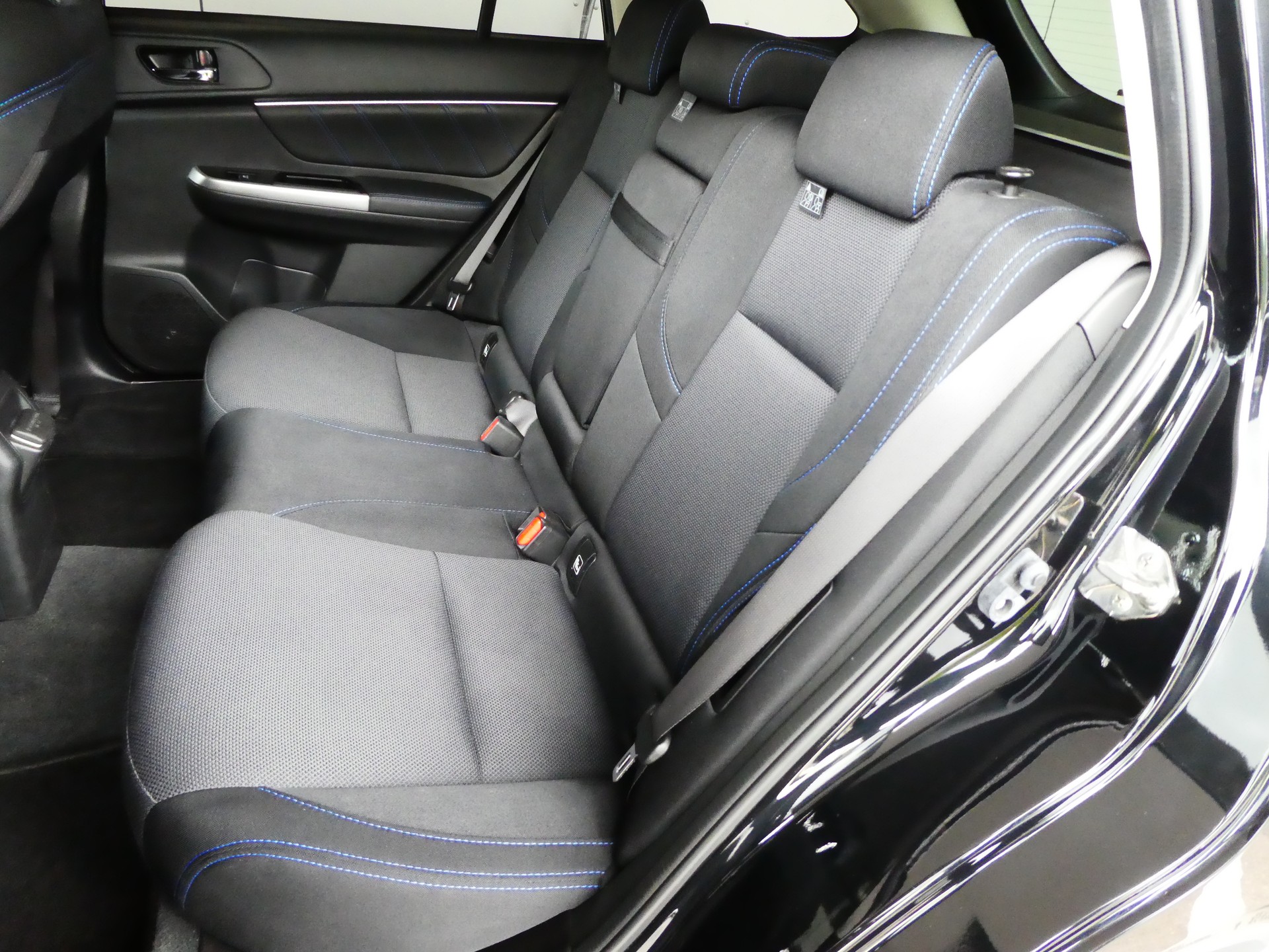 SUBARU Levorg 1.6DIT Swiss Plus AWD Lineartronic-image-7