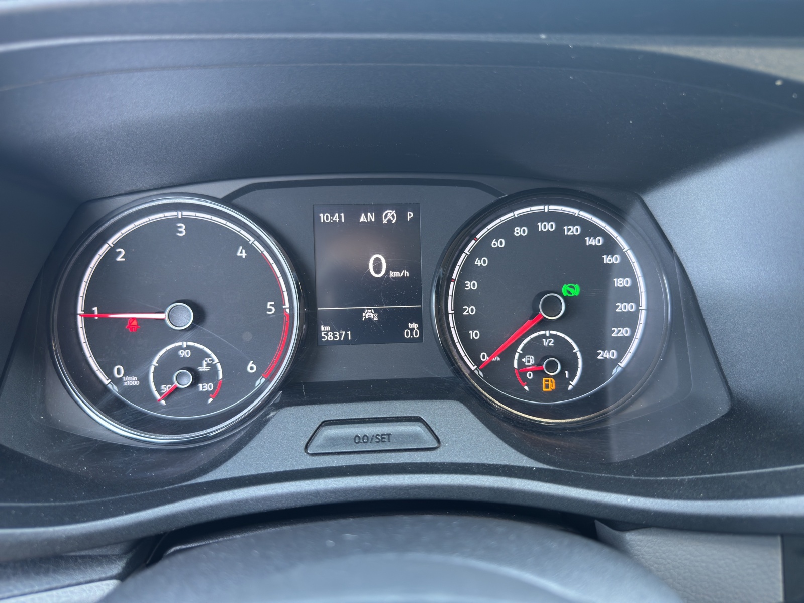 VW T6.1 2.0 TDI 4Motion DSG-image-13