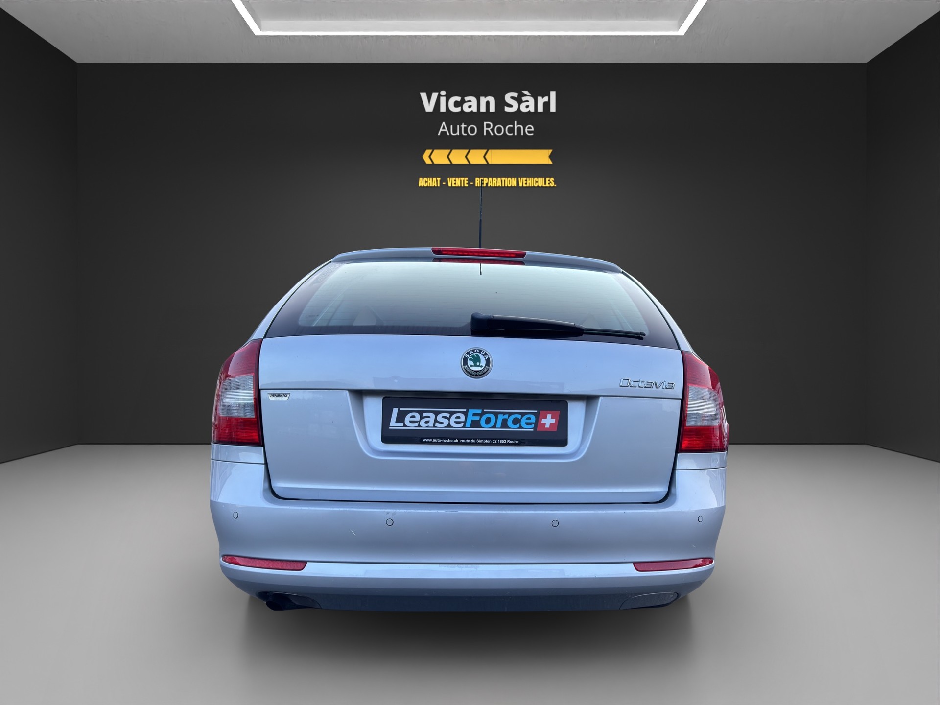 SKODA Octavia Combi 1.2 TSI Ambition DSG-image-7