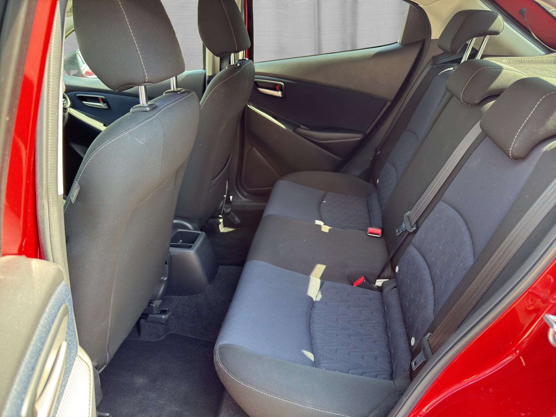 MAZDA 2 1.5i 16V Skyactiv-G Ambition Plus-image-14
