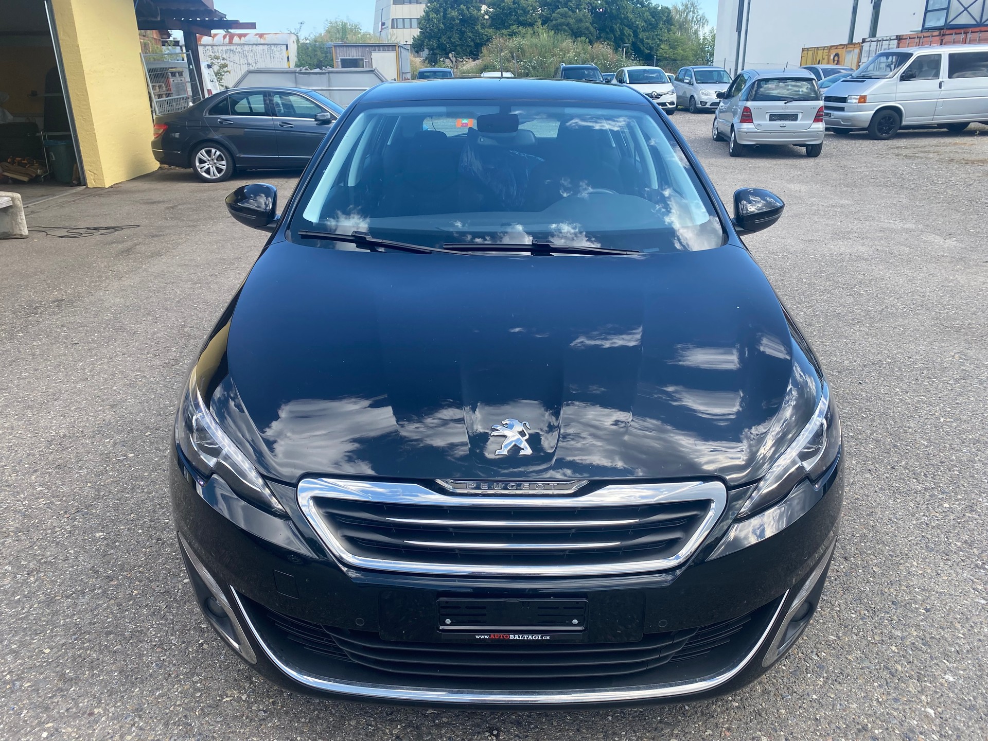 PEUGEOT 308 1.6 BlueHDI Active Automatic
