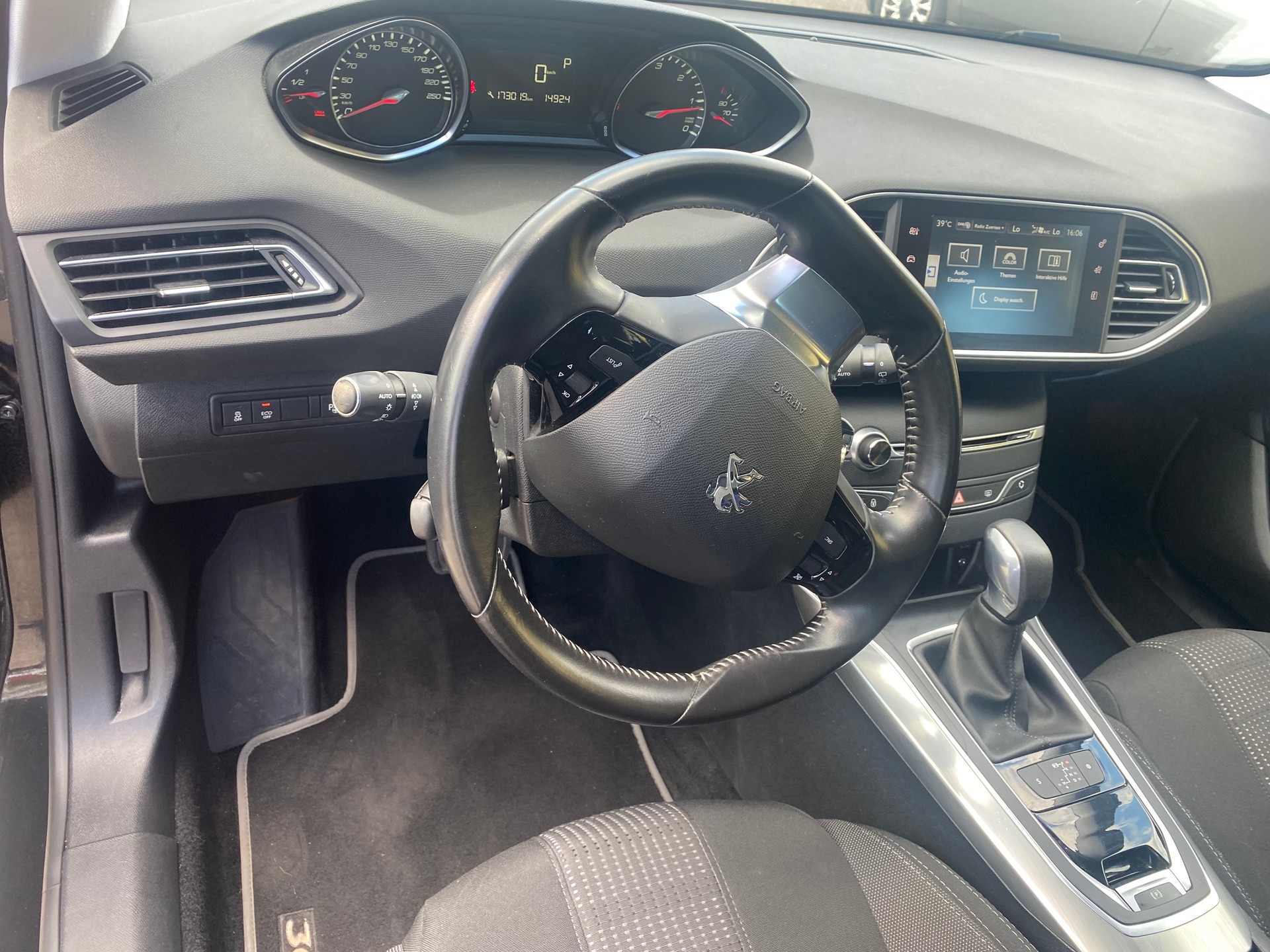 PEUGEOT 308 1.6 BlueHDI Active Automatic-image-7