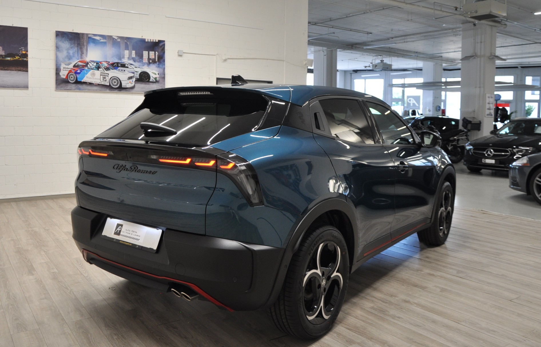 ALFA ROMEO Junior 1.2 48V Hybrid Speciale-showroom-element-3