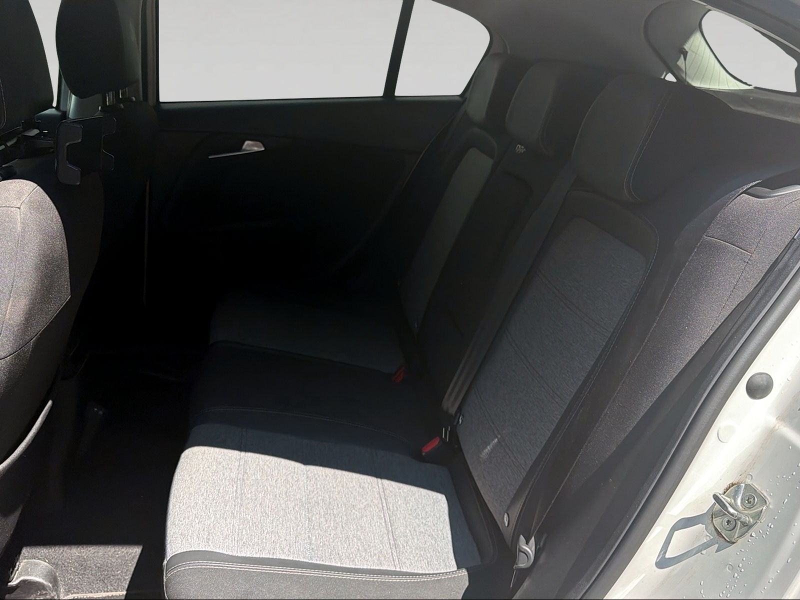 FIAT Tipo Hybrid 1.5 Cross-image-7