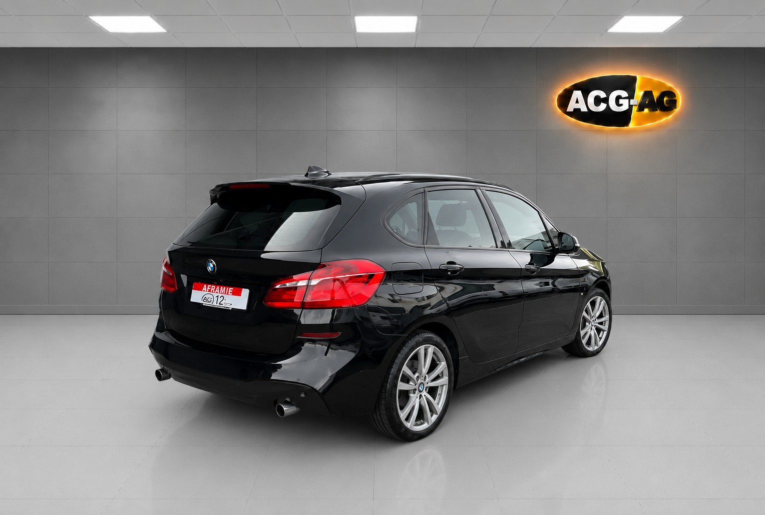 BMW 220d xDrive Active Tourer M Sport Steptronic ** Navi Plus ** RF-Kamera ** PR-Glassdach ** 18"Aluräder ** Frisch ab MFK **-image-6