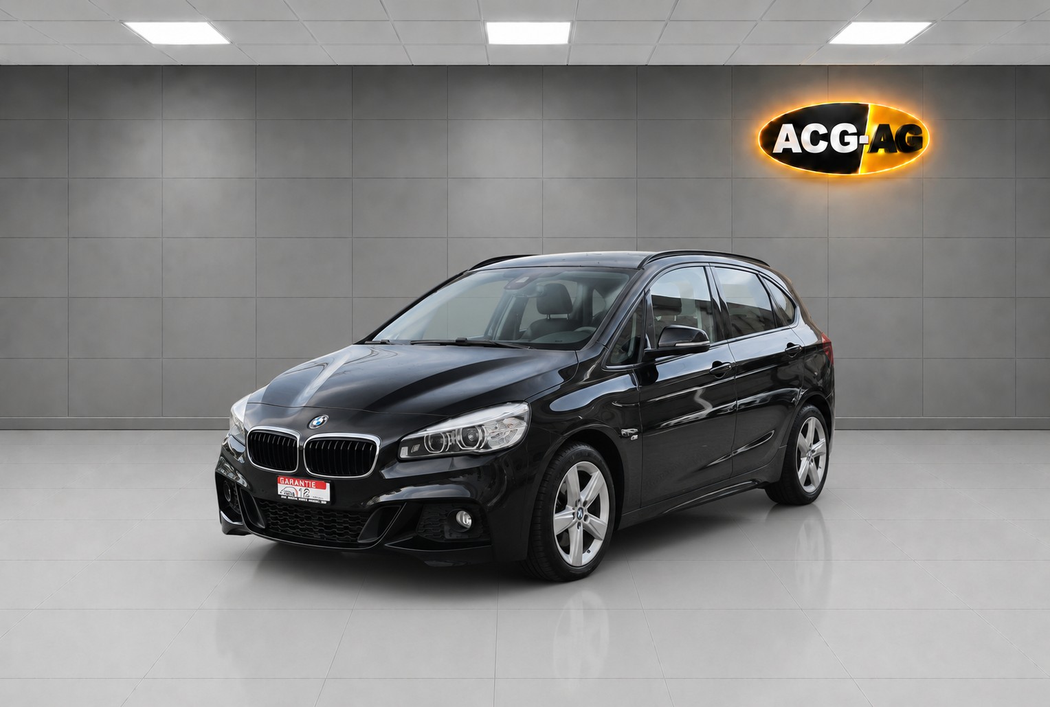 BMW 220d xDrive Active Tourer M Sport Steptronic ** Navi Plus ** RF-Kamera ** PR-Glassdach ** 18"Aluräder ** Frisch ab MFK **-showroom-element-2