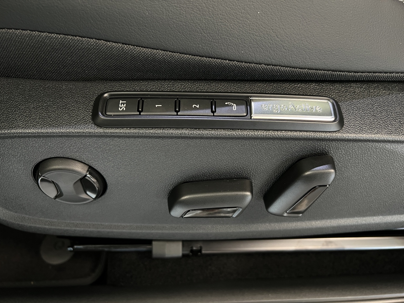 VW ID.3 Neo 58 kWh 190 PS Style-image-15