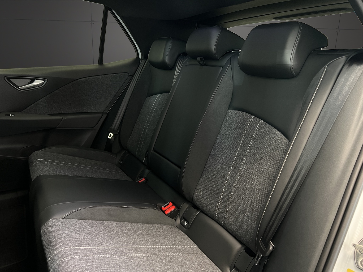 VW ID.3 Neo 58 kWh 190 PS Style-image-8
