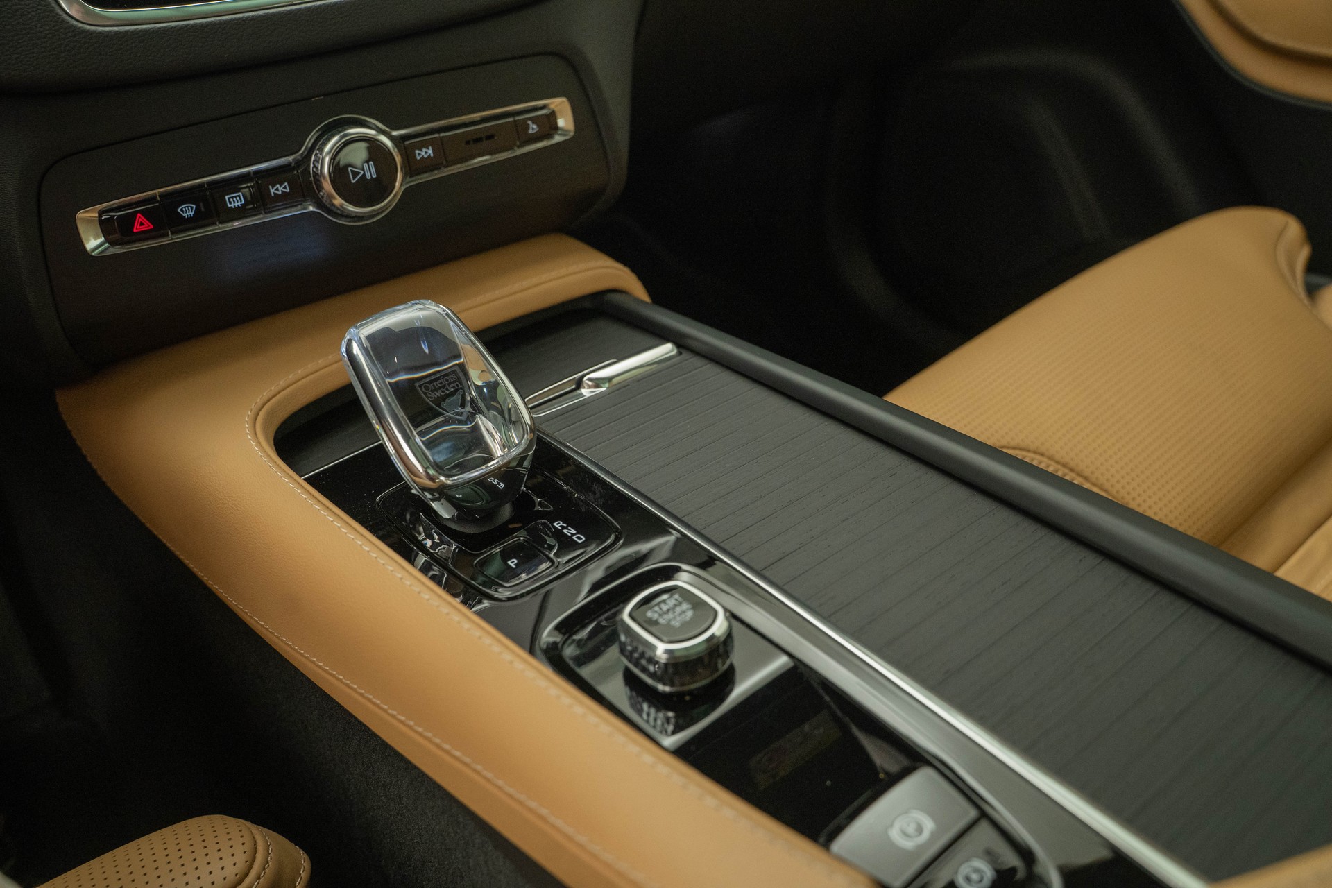VOLVO XC90 2.0 T8 TE Ultimate Bright 7P. eAWD-image-12