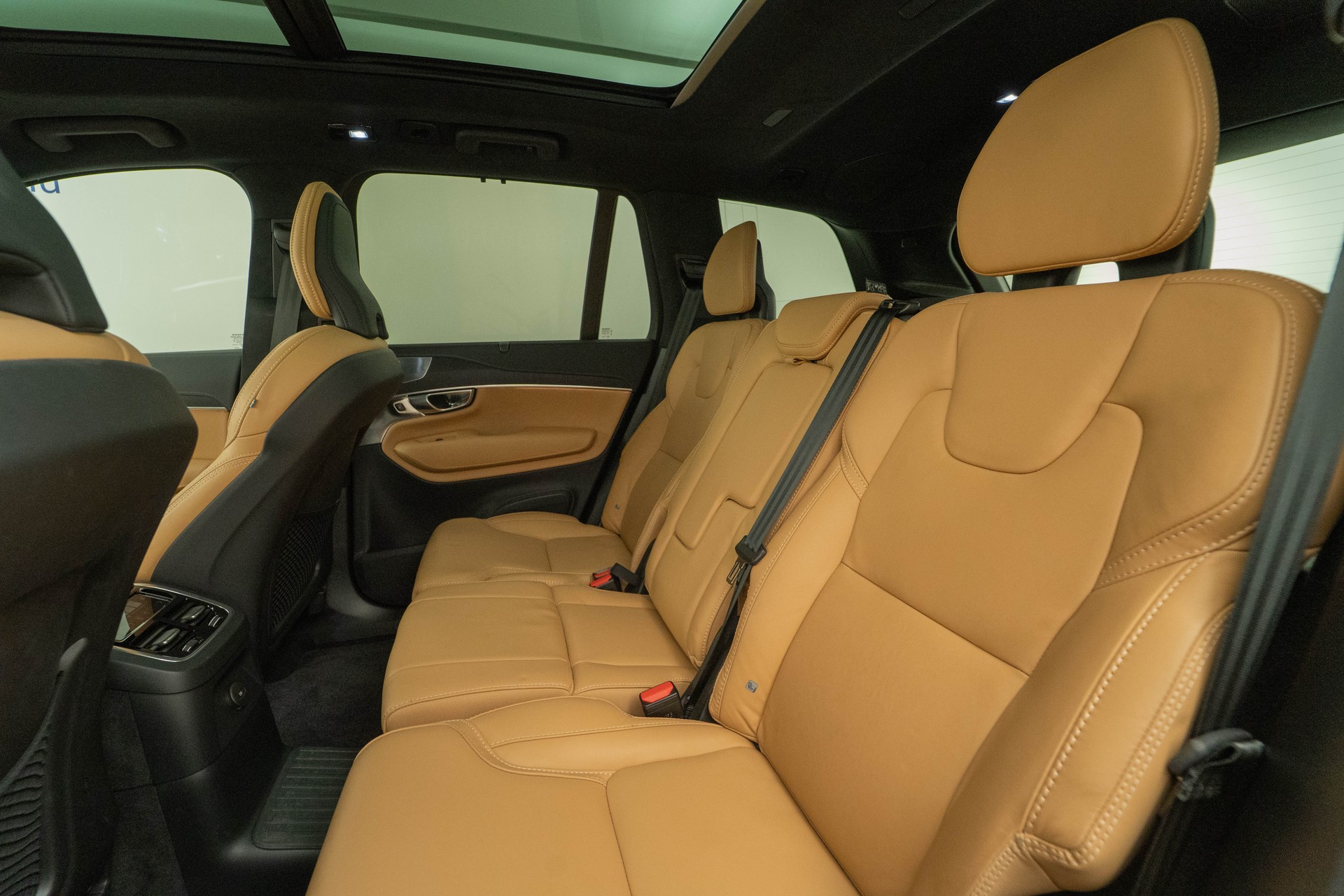 VOLVO XC90 2.0 T8 TE Ultimate Bright 7P. eAWD-image-8
