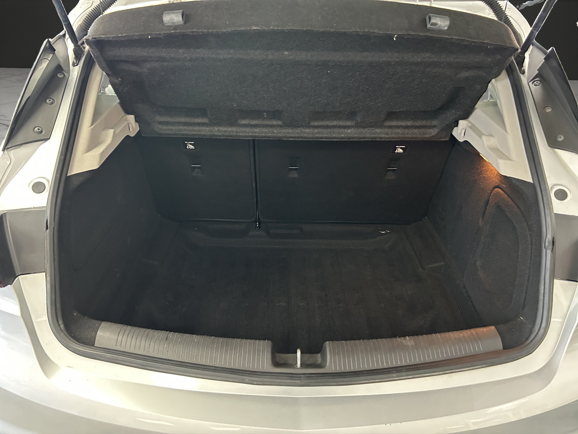 OPEL Astra 1.4i Turbo Enjoy-image-11