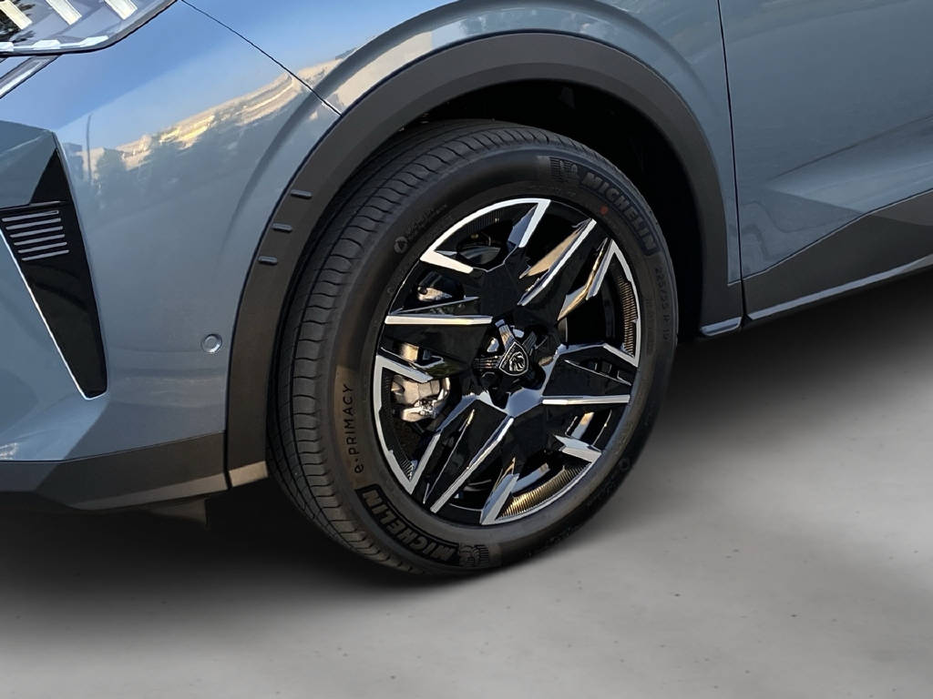 PEUGEOT 5008 1.2 Hybrid GT-image-3