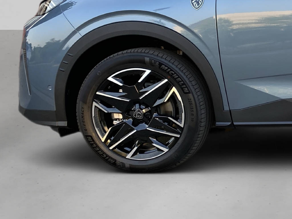 PEUGEOT 5008 1.2 Hybrid GT-image-5
