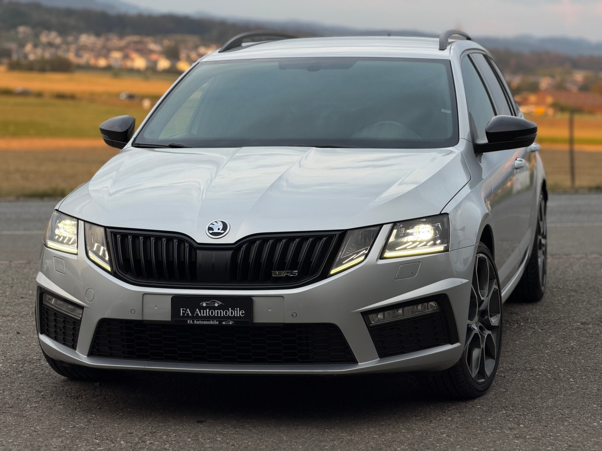 SKODA Octavia Combi 2.0 TDI RS 4x4 DSG-image-0