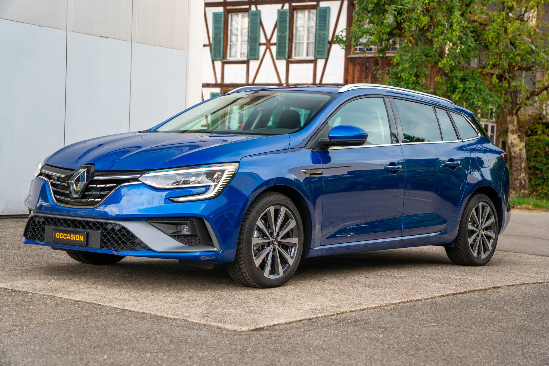 RENAULT Mégane Grandtour 1.6 E-Tech R.S. Line-image-0