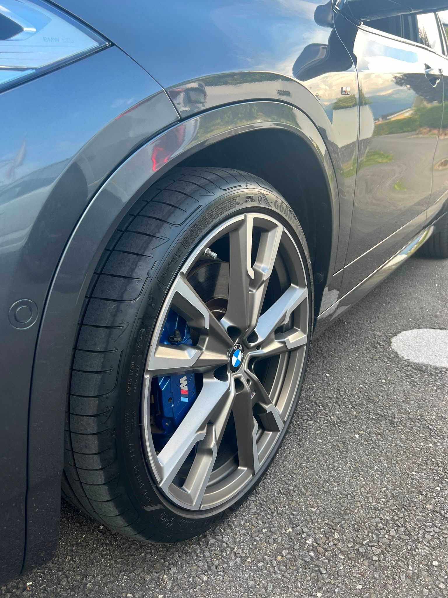 BMW M35i-image-1