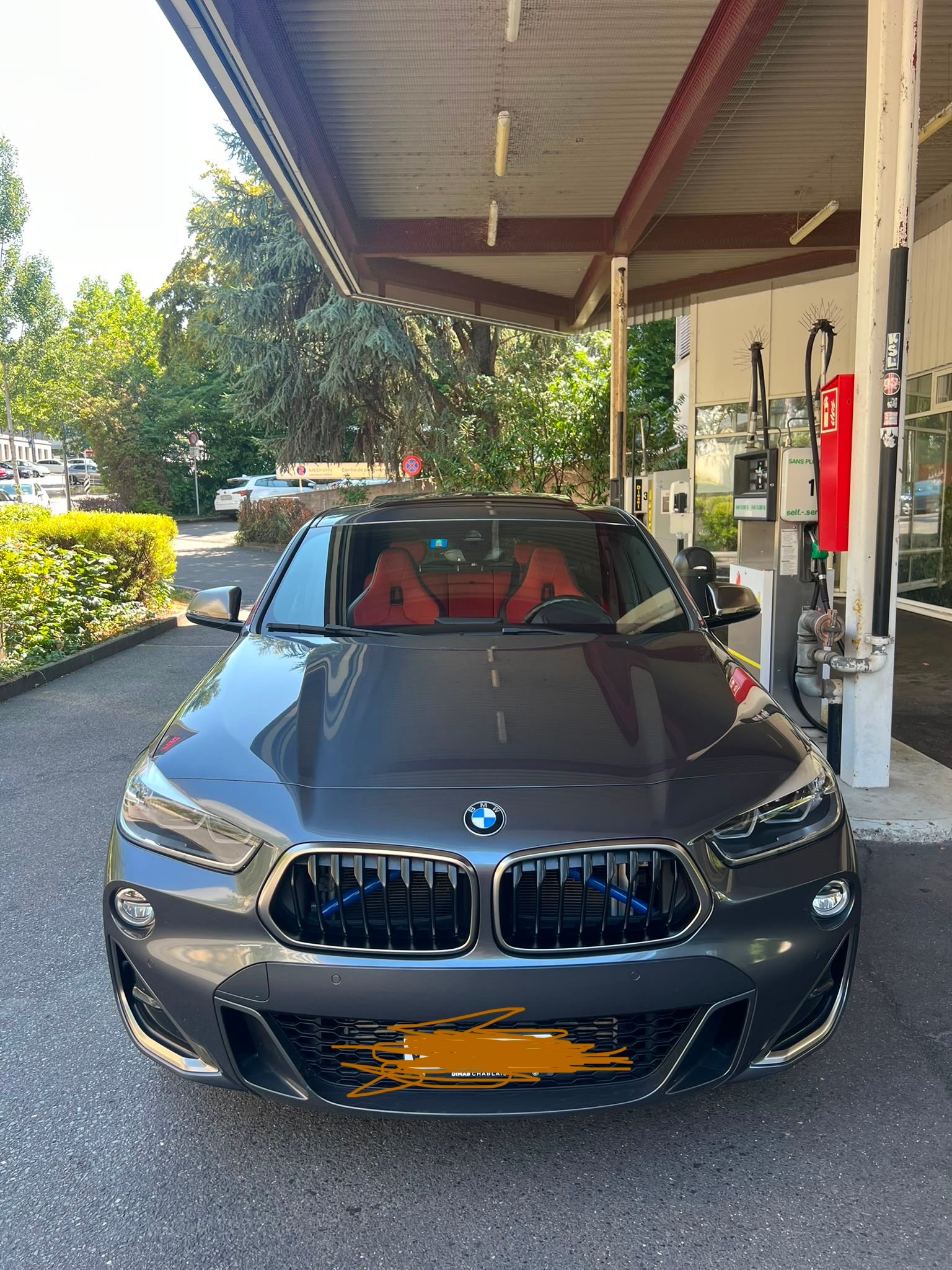 BMW M35i-image-5