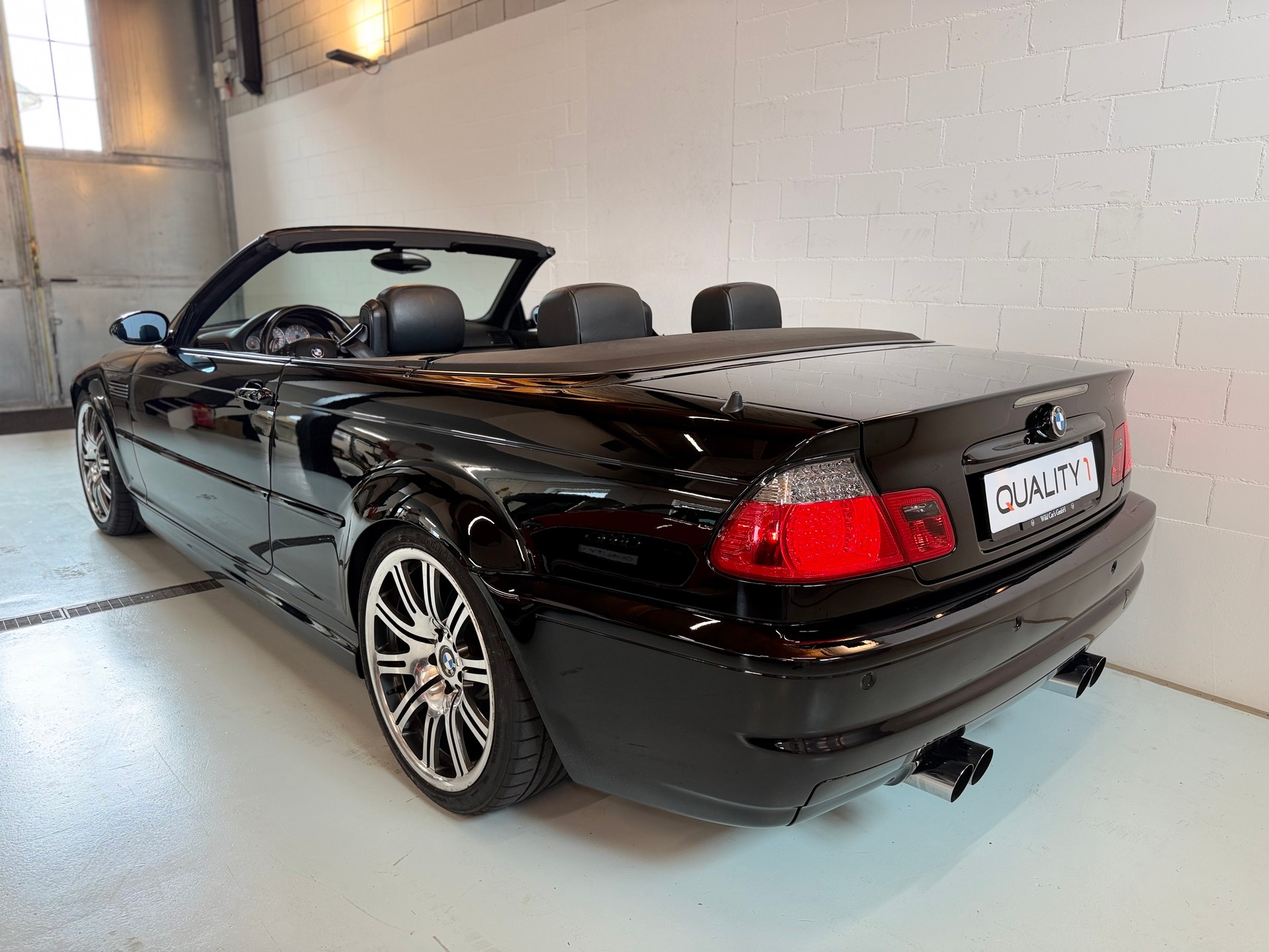 BMW M3 Cabriolet-image-4
