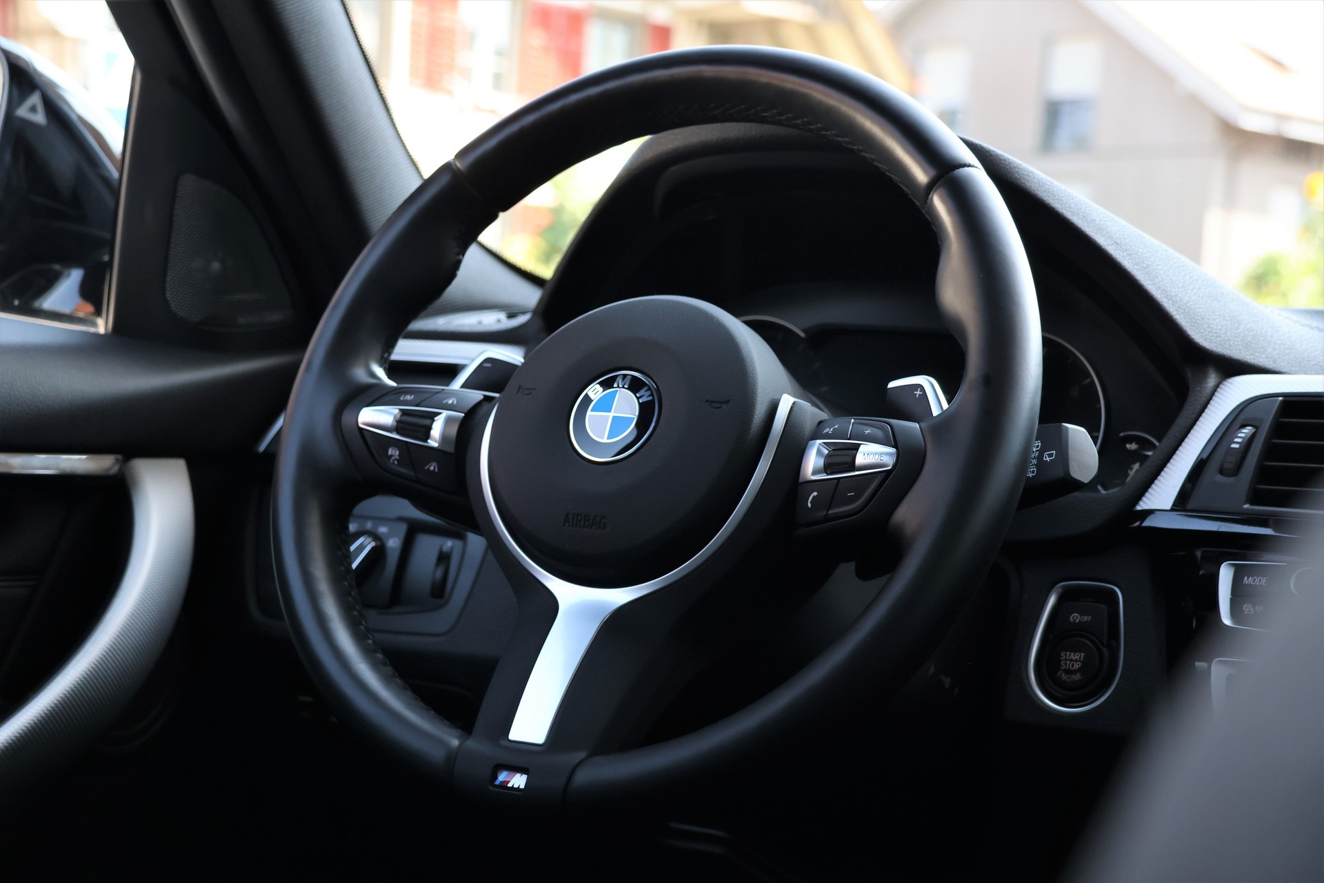 BMW 335d xDrive Touring Edition M Sport Steptronic (CH)-image-14