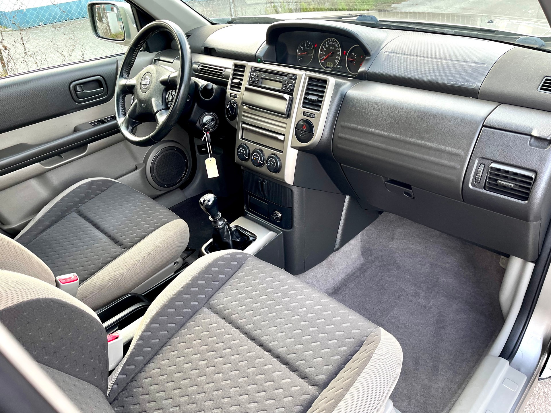 NISSAN X-Trail 2.2 DCI Columbia Pack 4WD-image-17
