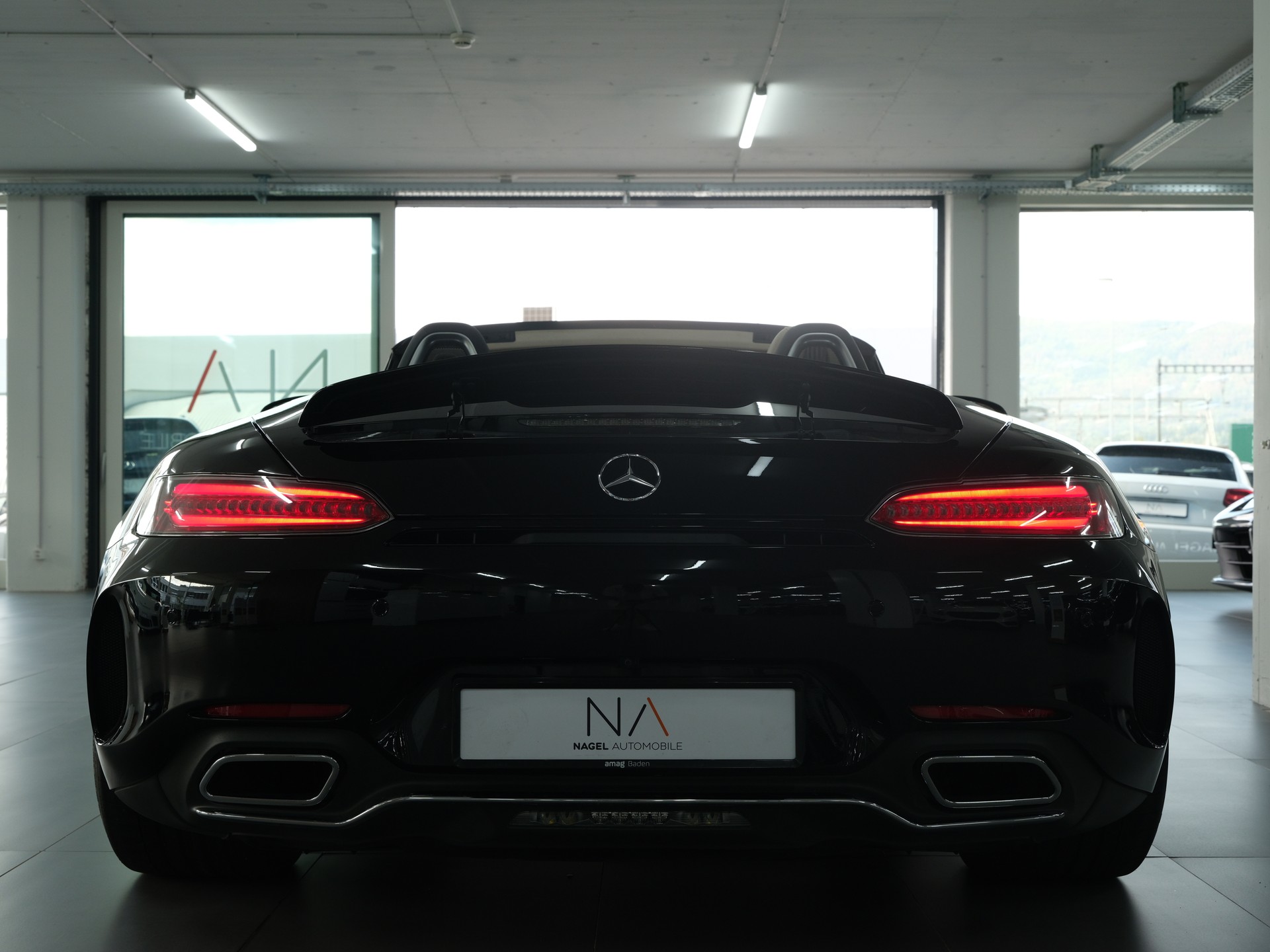 MERCEDES-BENZ AMG GT C Roadster Speedshift DCT *Burmester* *1.Hand* *Sportabgassanlage*-image-3